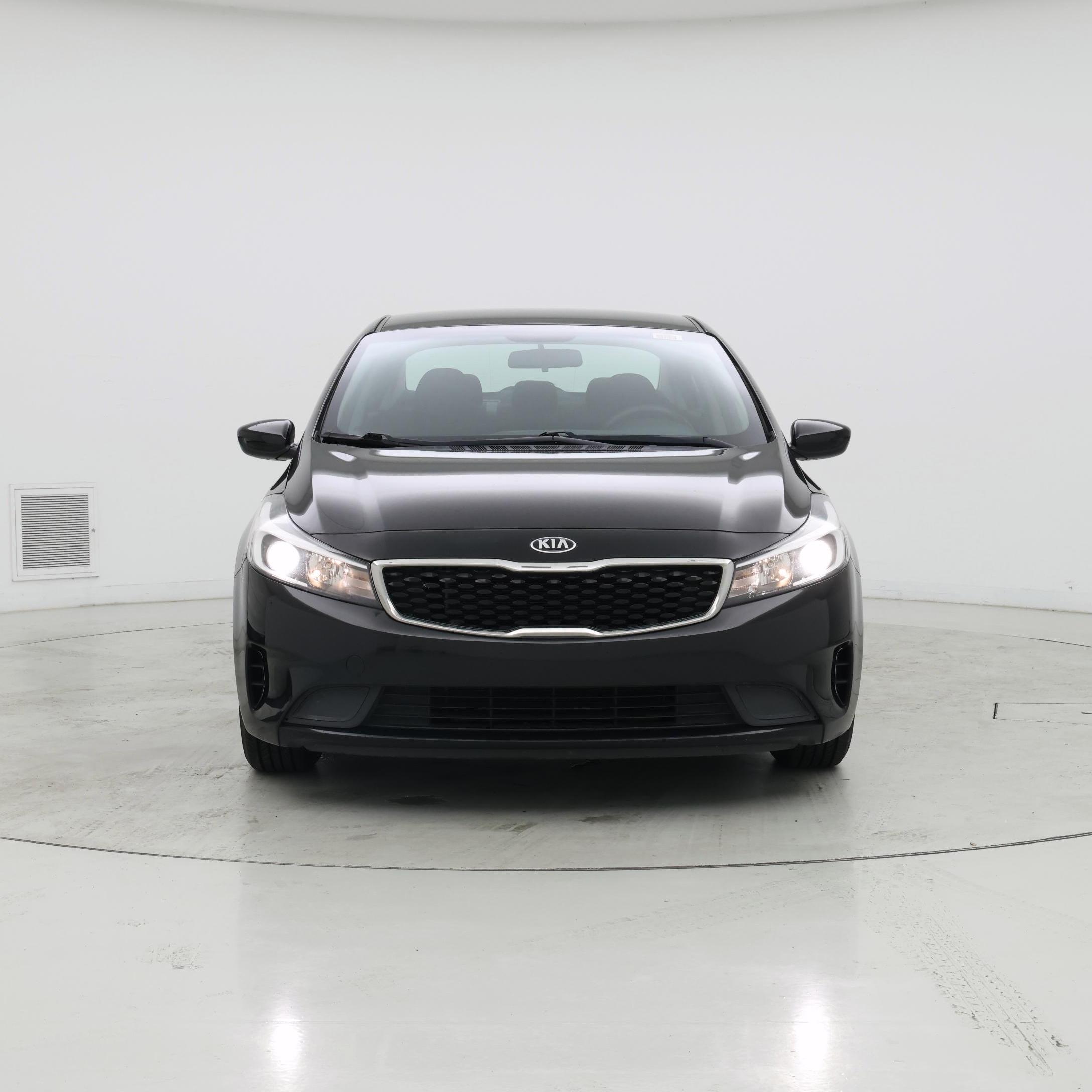 Thumbnail: 2017 Kia Forte - 5