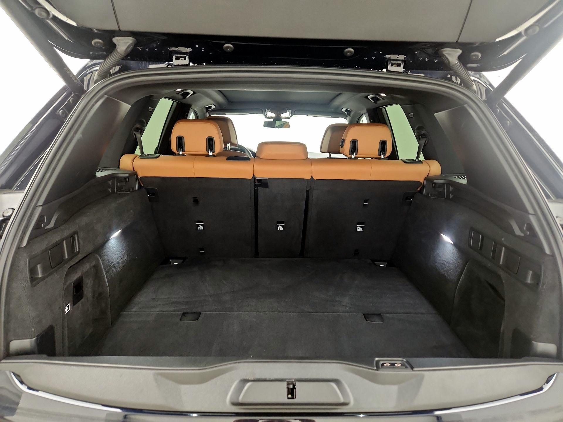 Thumbnail: 2021 BMW X5 - 17