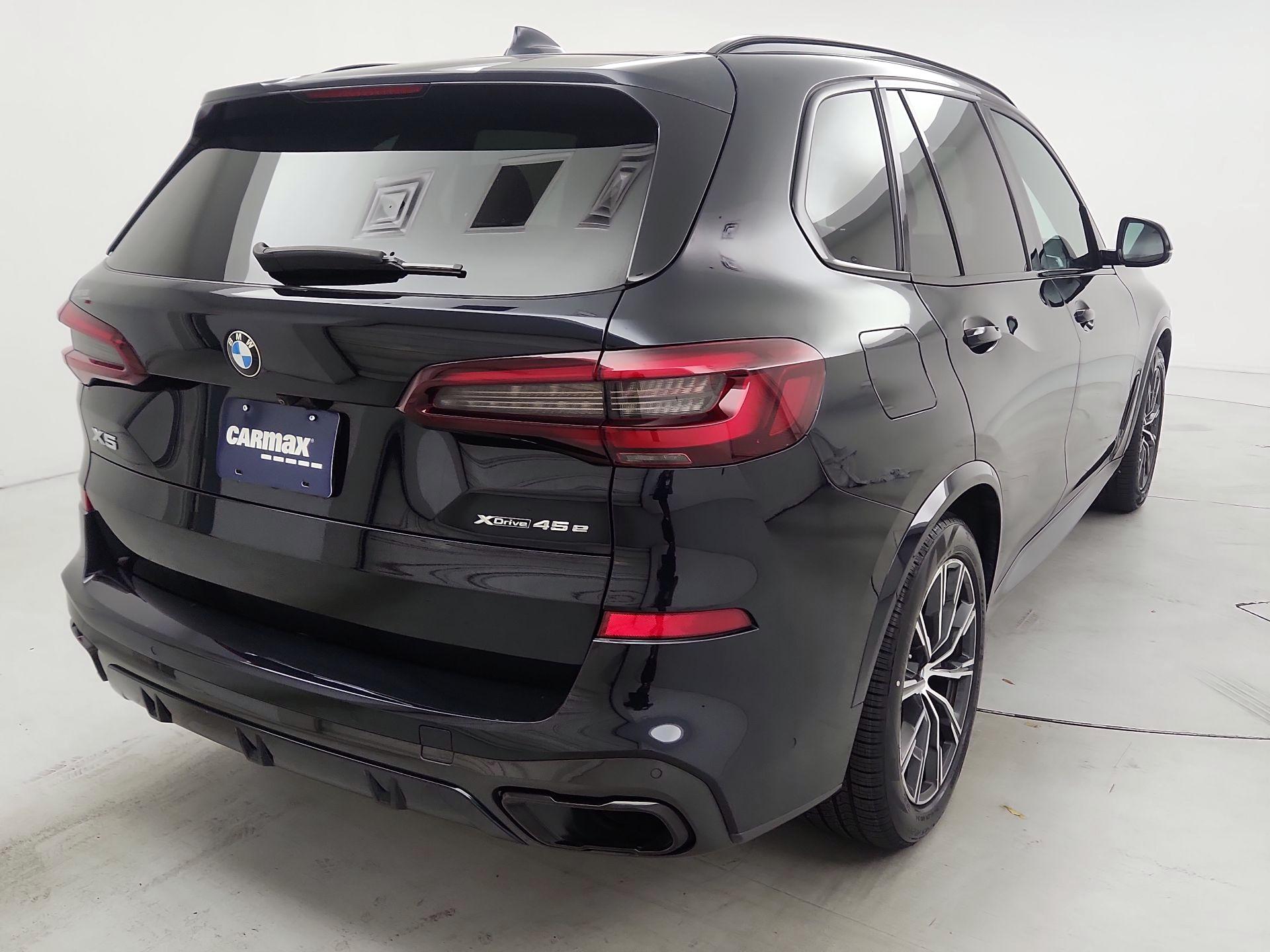 Thumbnail: 2021 BMW X5 - 5