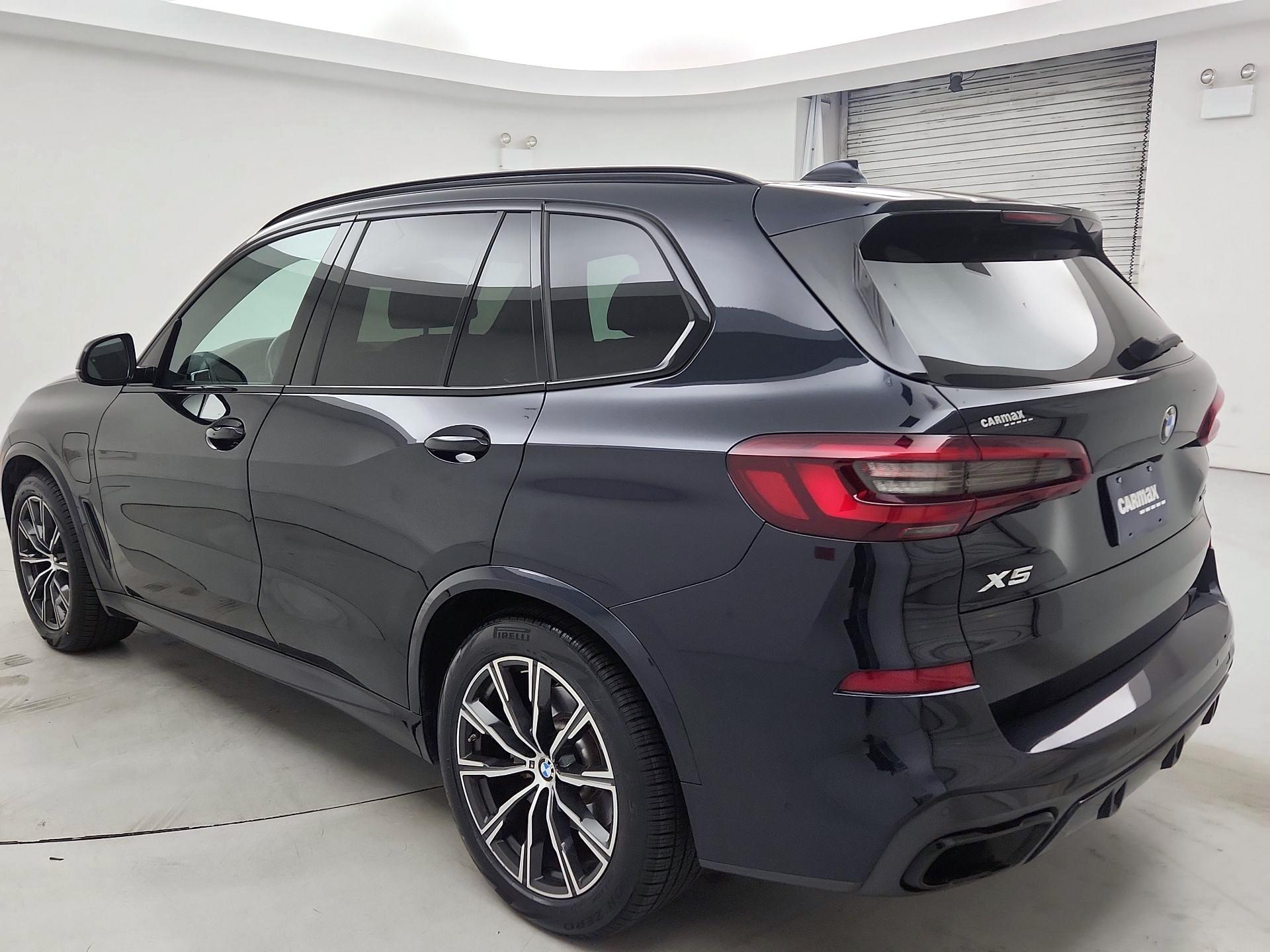 Thumbnail: 2021 BMW X5 - 7