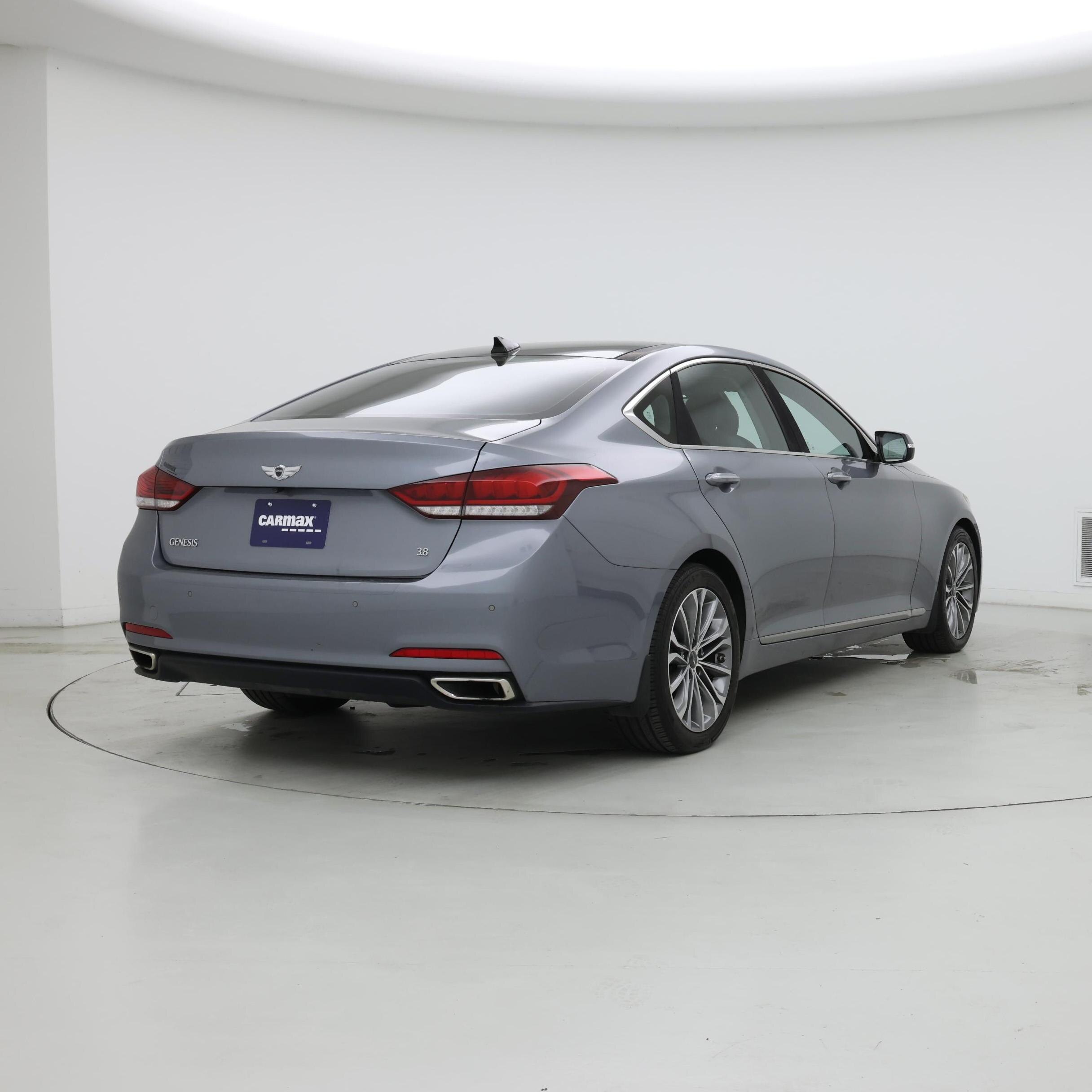 Thumbnail: 2015 Hyundai Genesis - 8