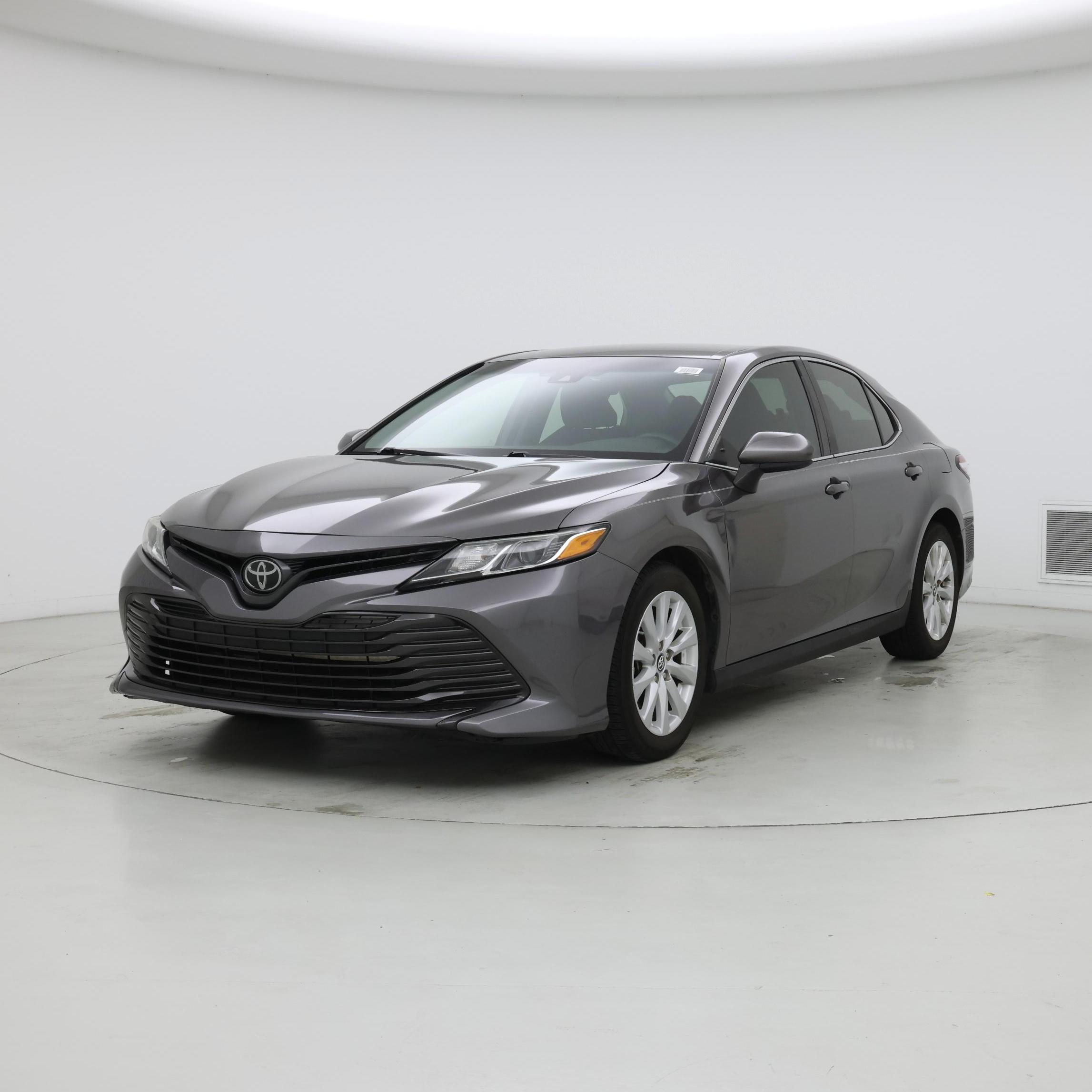 Thumbnail: 2019 Toyota Camry - 4