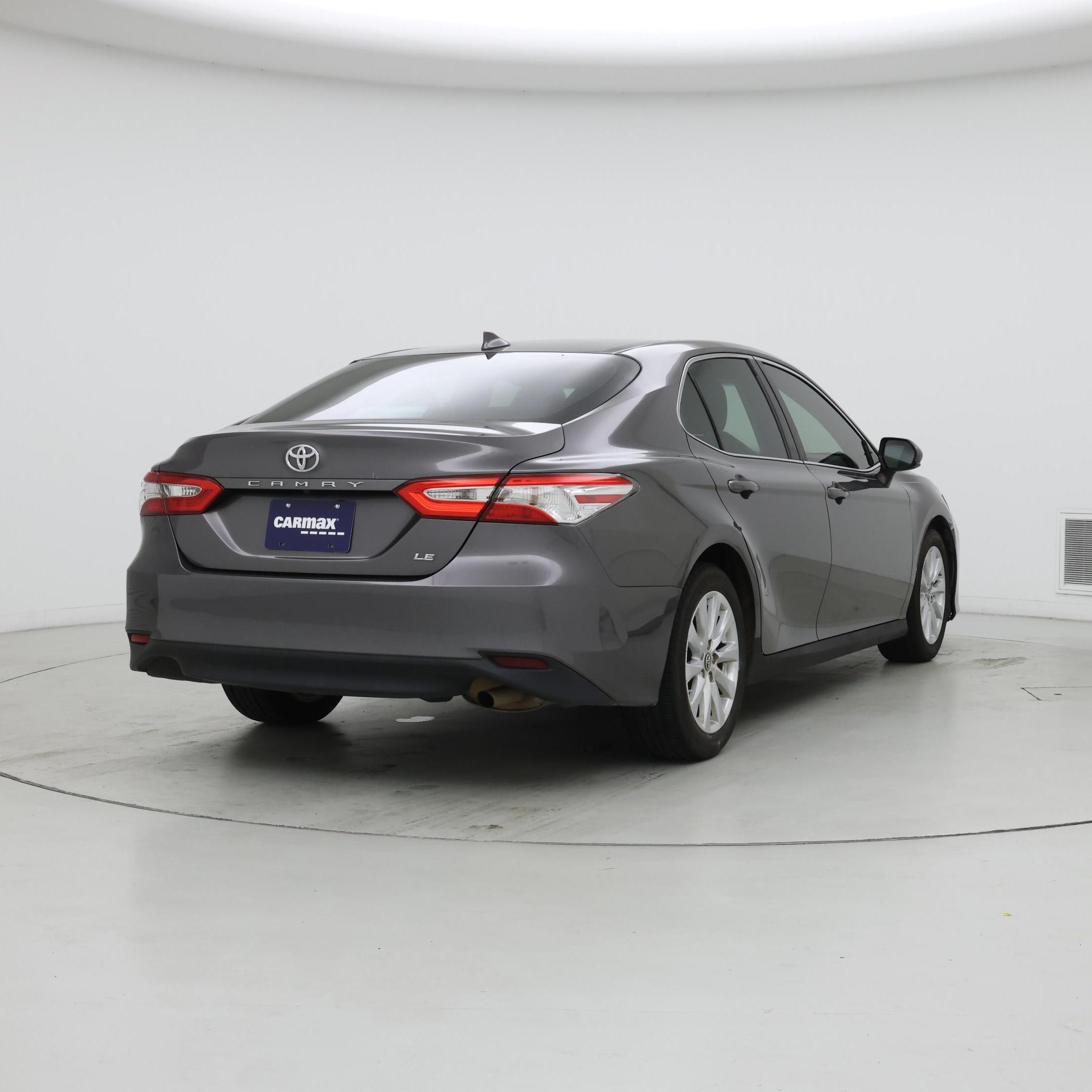 Thumbnail: 2019 Toyota Camry - 8