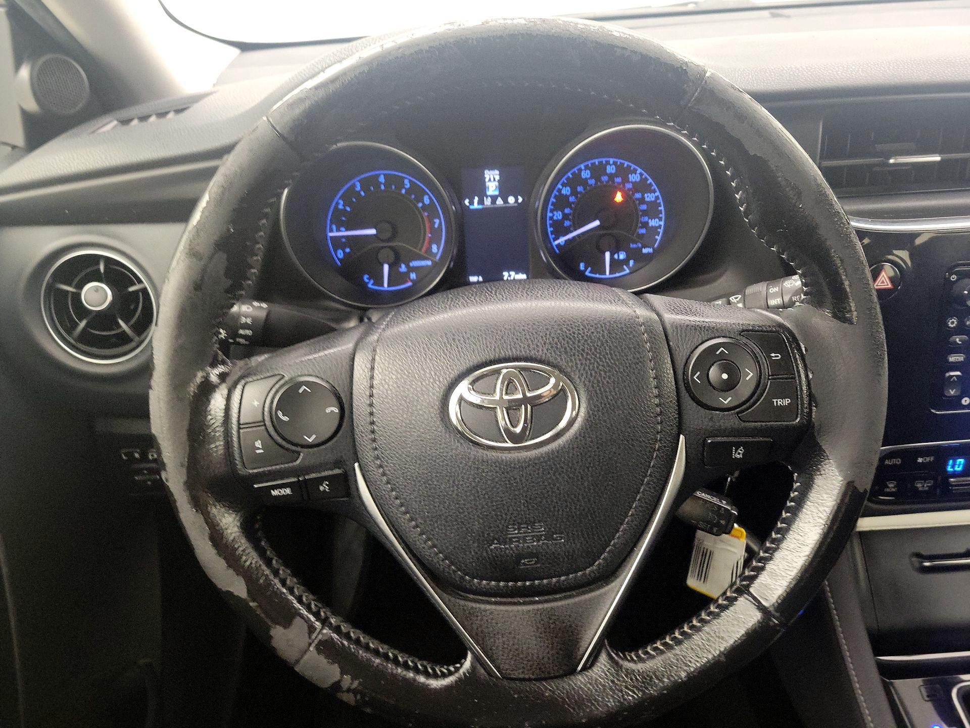 Thumbnail: 2017 Toyota Corolla iM - 10