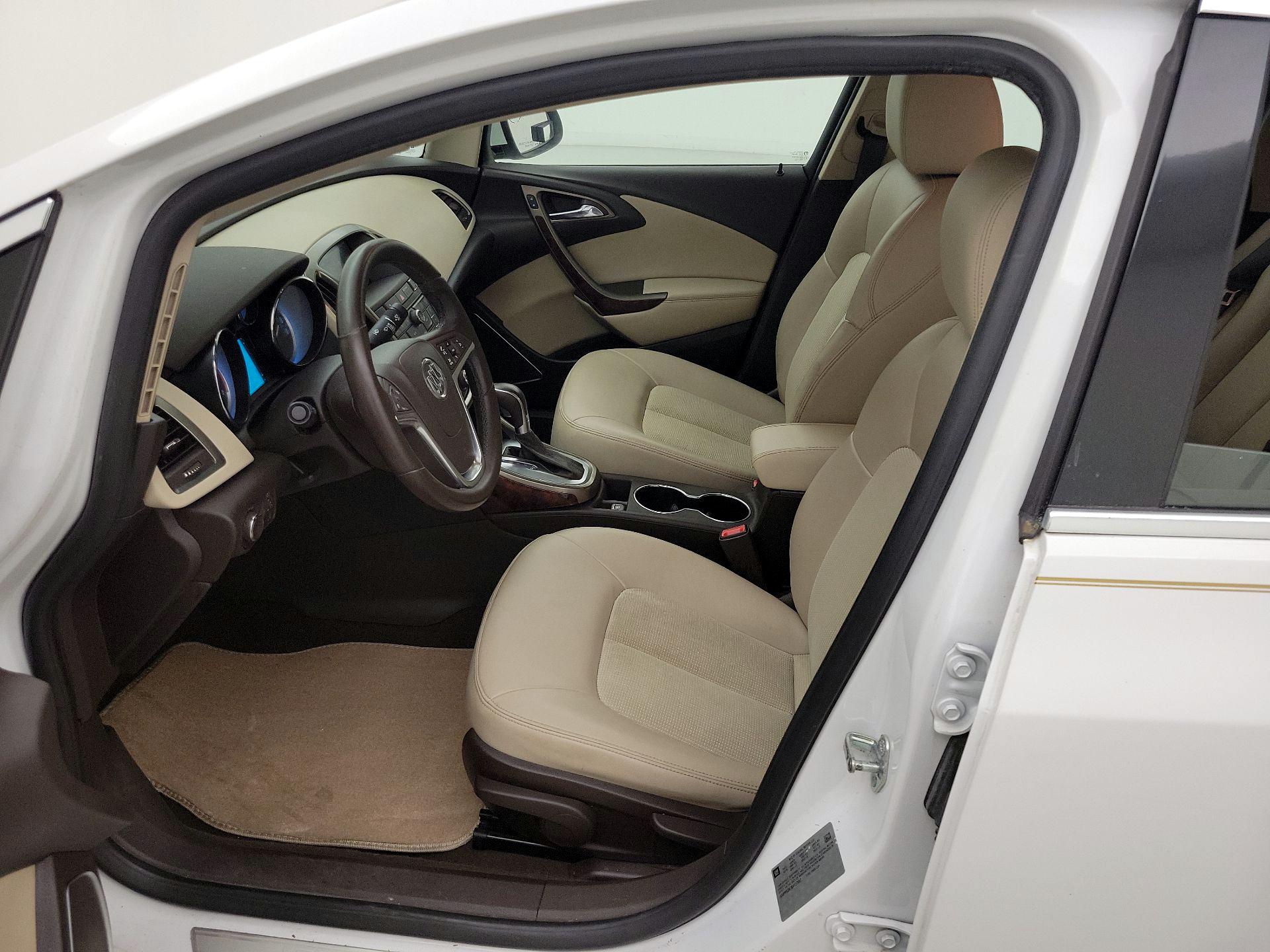 Thumbnail: 2016 Buick Verano - 11