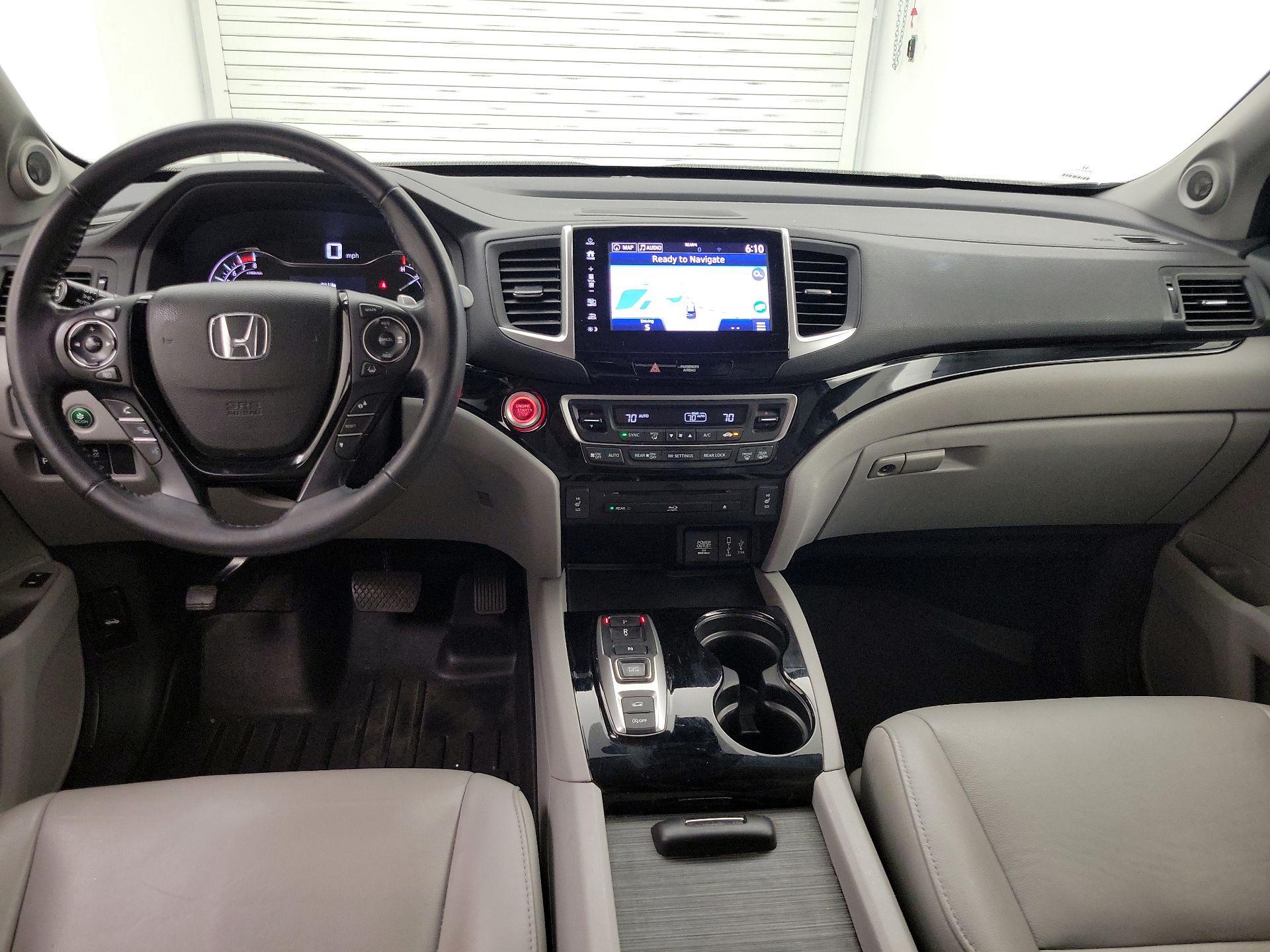 Thumbnail: 2018 Honda Pilot - 9
