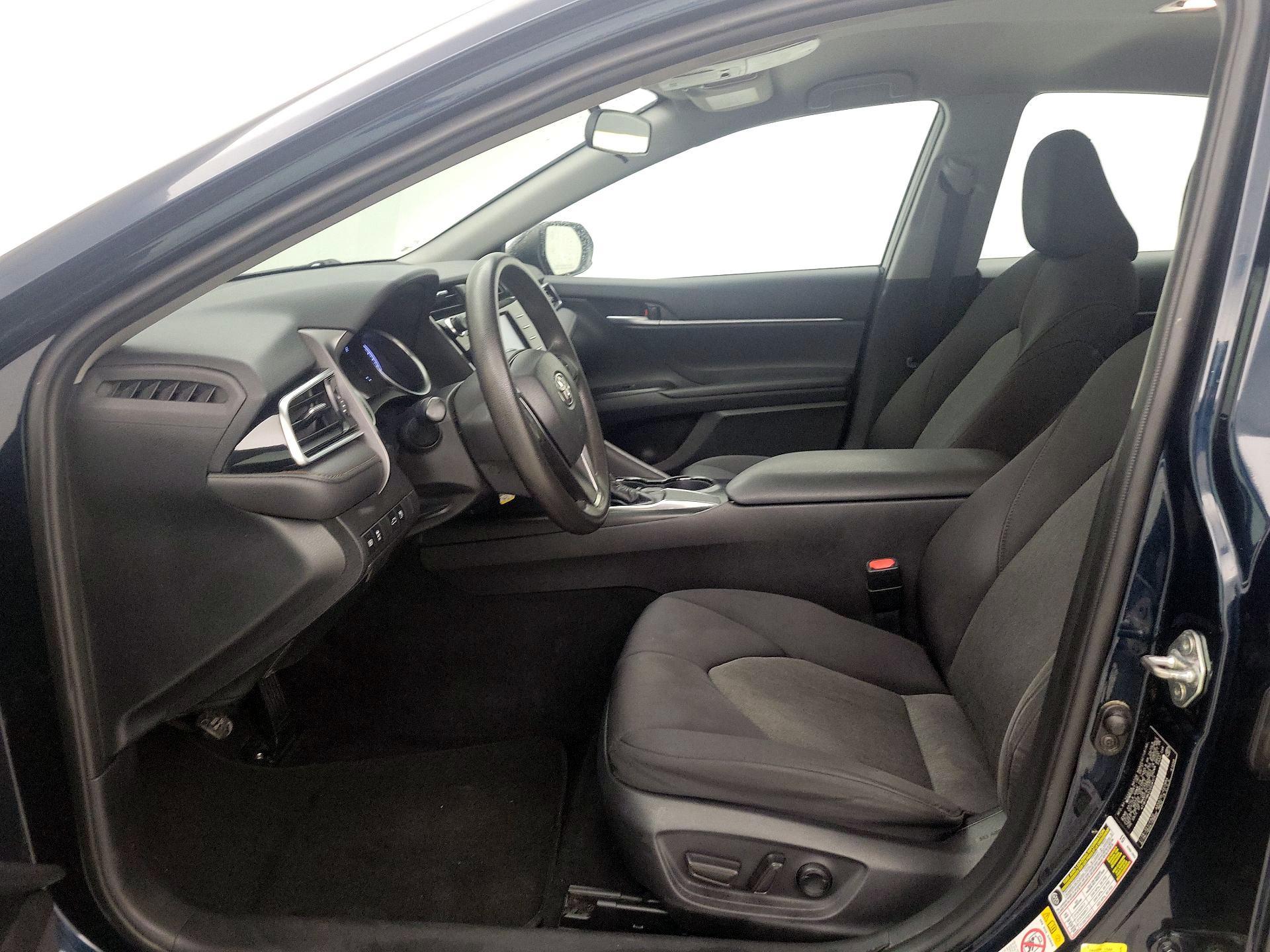 Thumbnail: 2018 Toyota Camry - 11