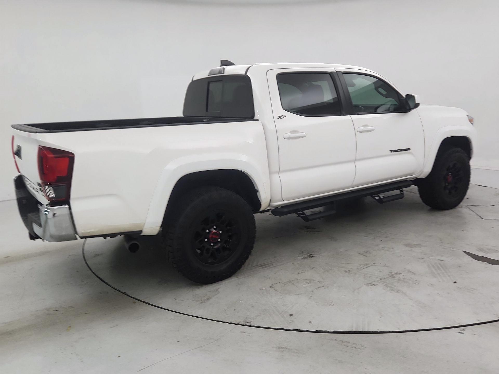 Thumbnail: 2021 Toyota Tacoma - 5