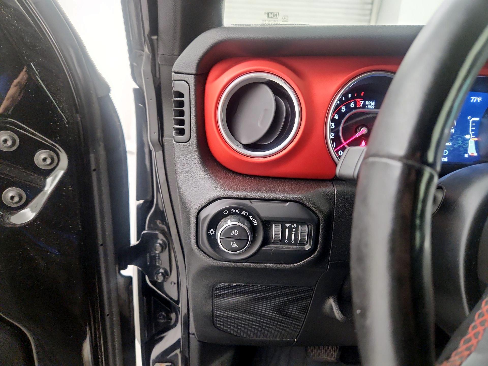 Thumbnail: 2020 Jeep Gladiator - 13