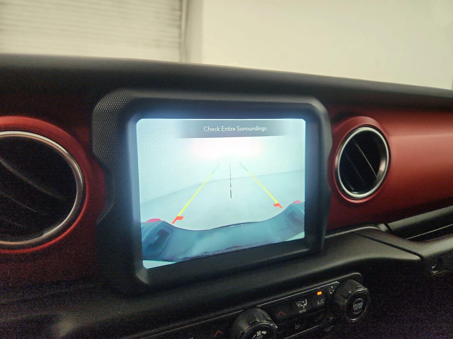 Thumbnail: 2020 Jeep Gladiator - 15