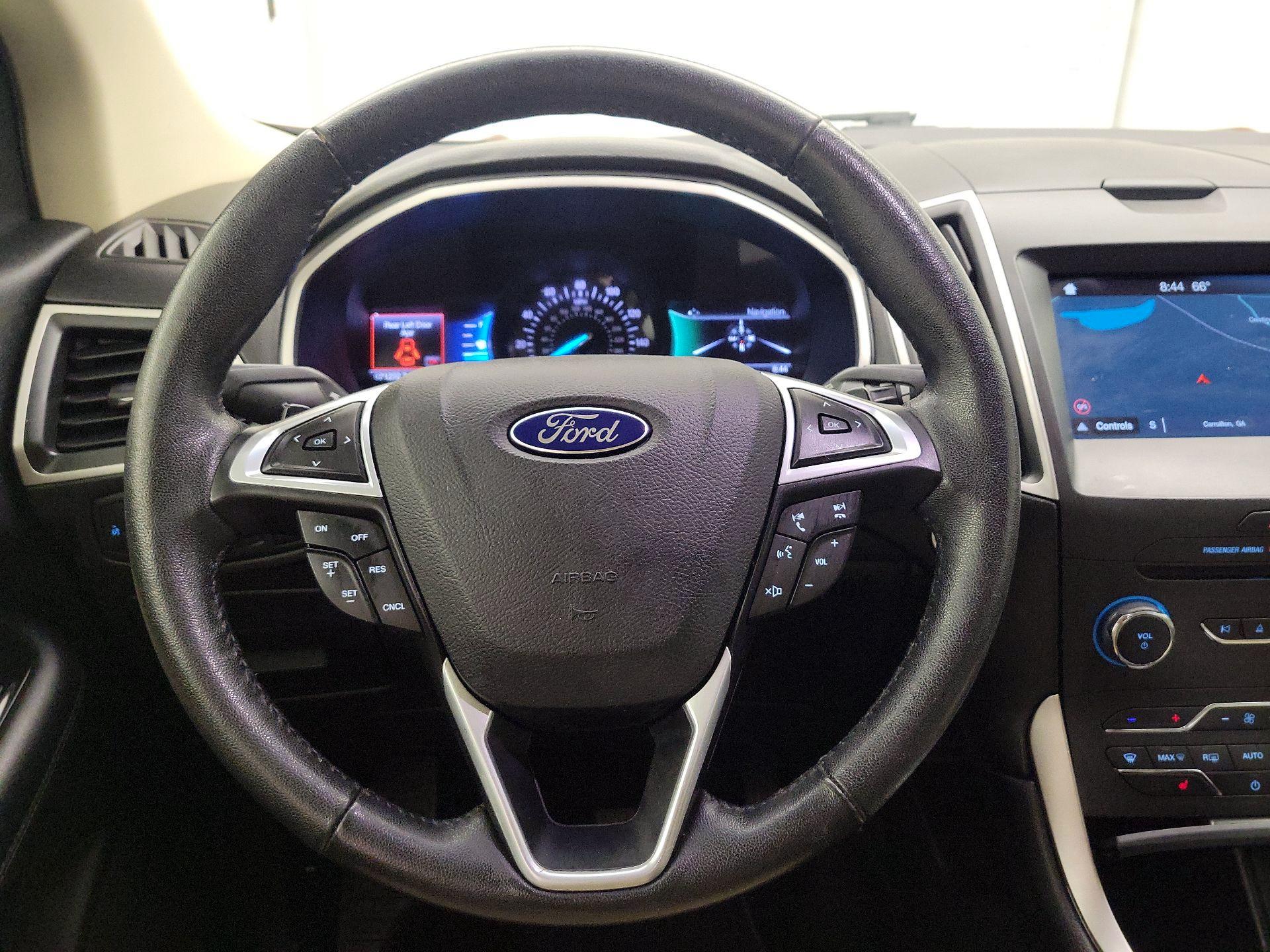Thumbnail: 2017 Ford Edge - 10