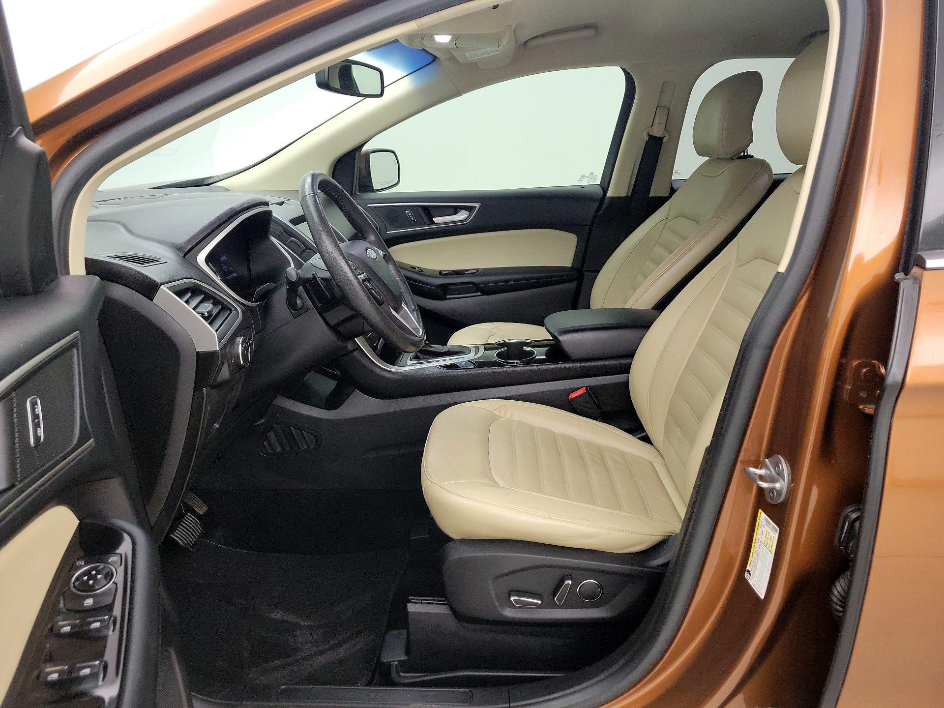 Thumbnail: 2017 Ford Edge - 11