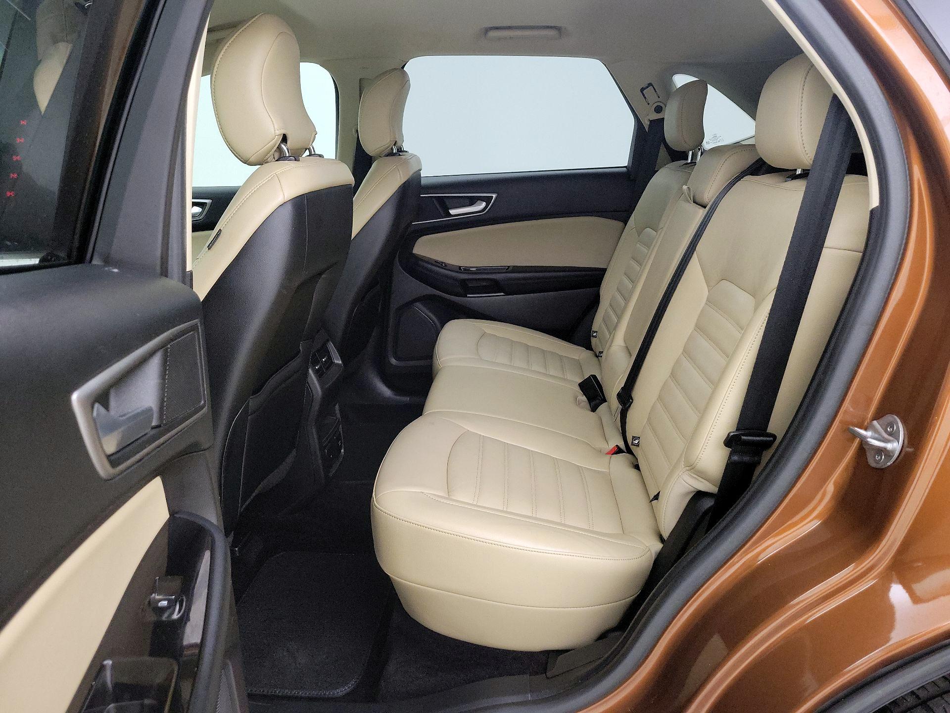 Thumbnail: 2017 Ford Edge - 20