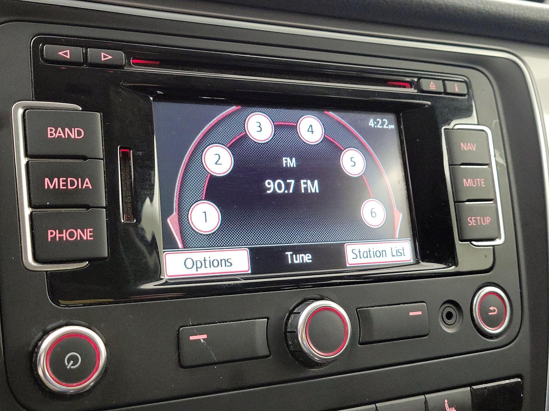 Thumbnail: 2015 Volkswagen Passat - 15