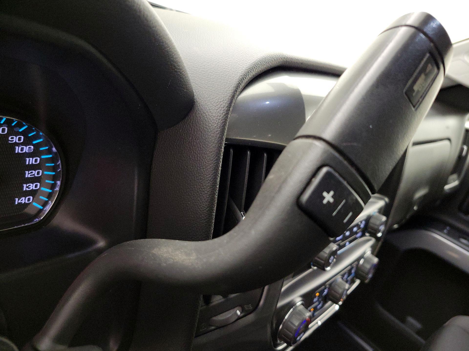 Thumbnail: 2016 Chevrolet Silverado 1500 - 17