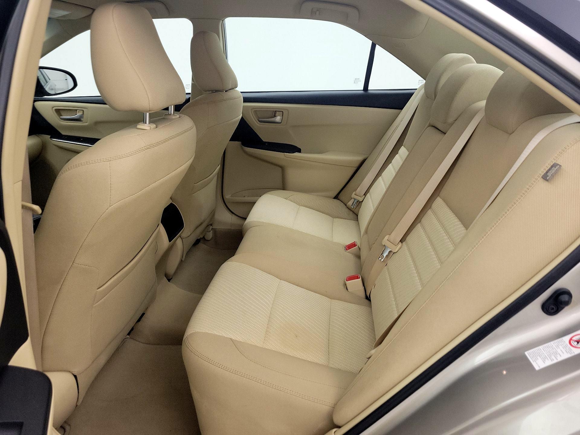 Thumbnail: 2016 Toyota Camry - 19