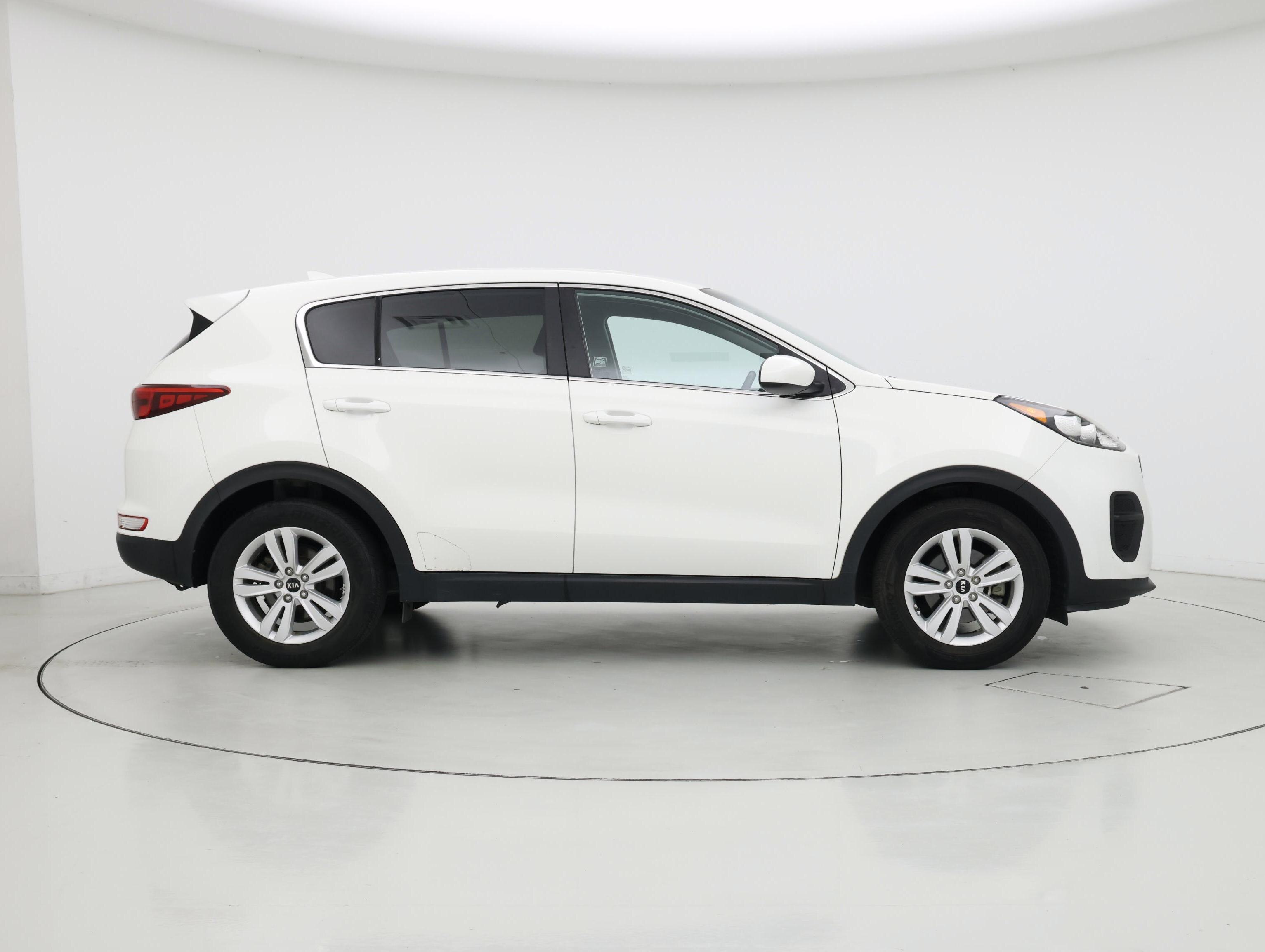 Thumbnail: 2019 Kia Sportage - 7