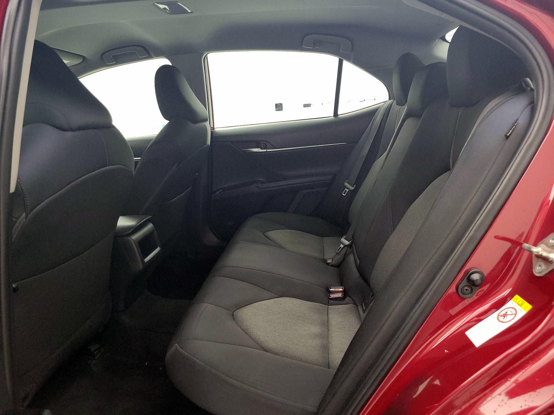 Thumbnail: 2019 Toyota Camry - 19