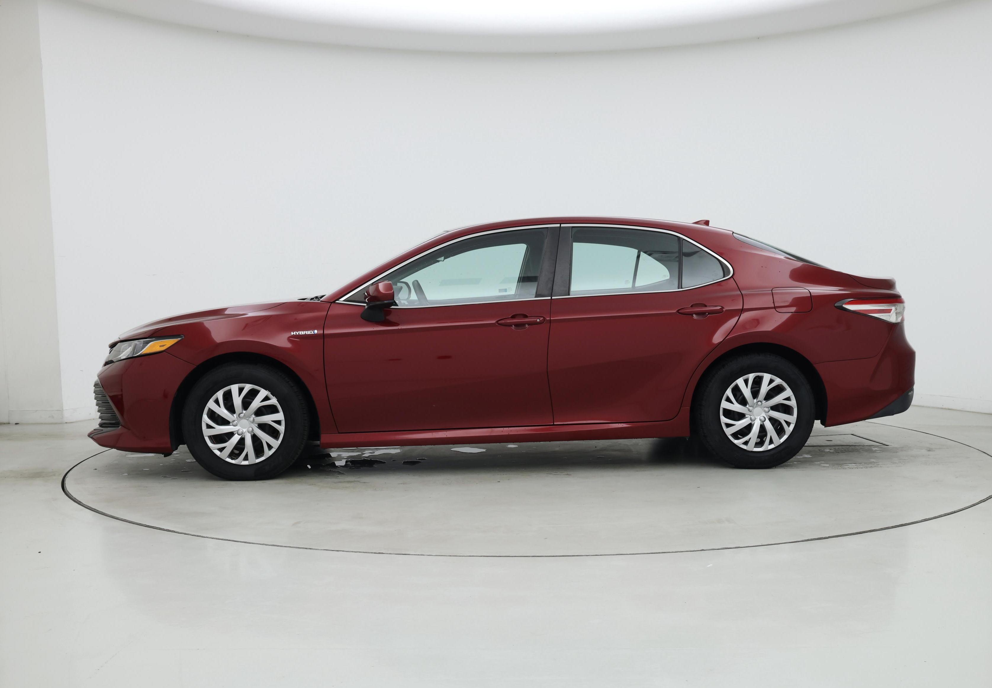 Thumbnail: 2019 Toyota Camry - 3