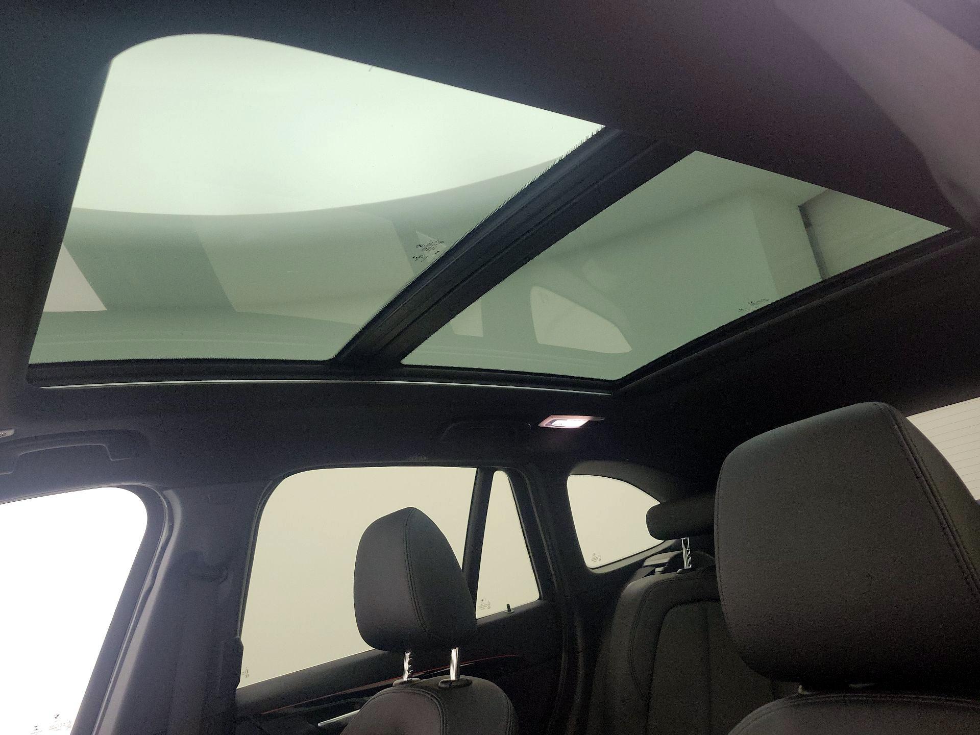 Thumbnail: 2017 BMW X1 - 19