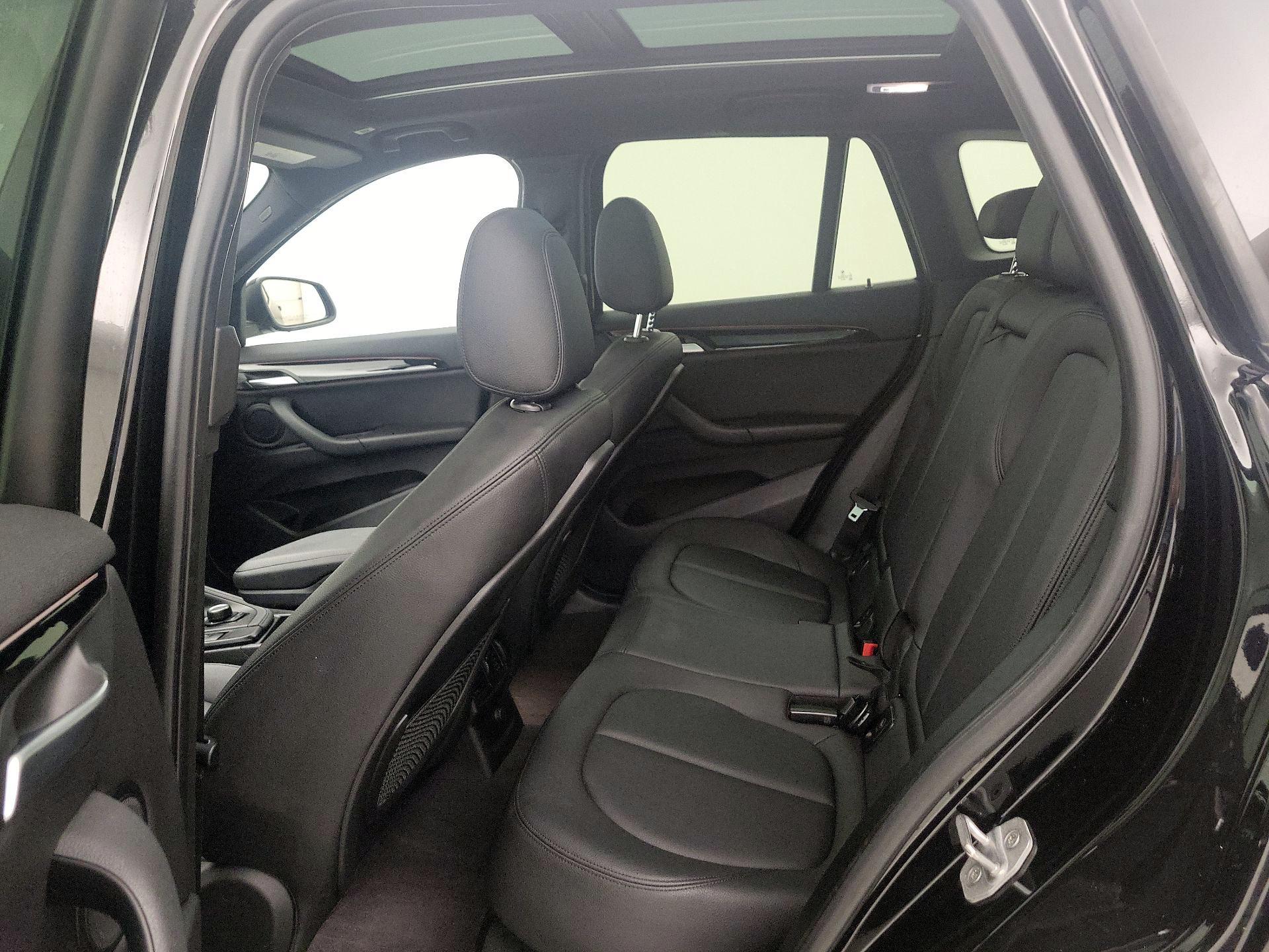 Thumbnail: 2017 BMW X1 - 20