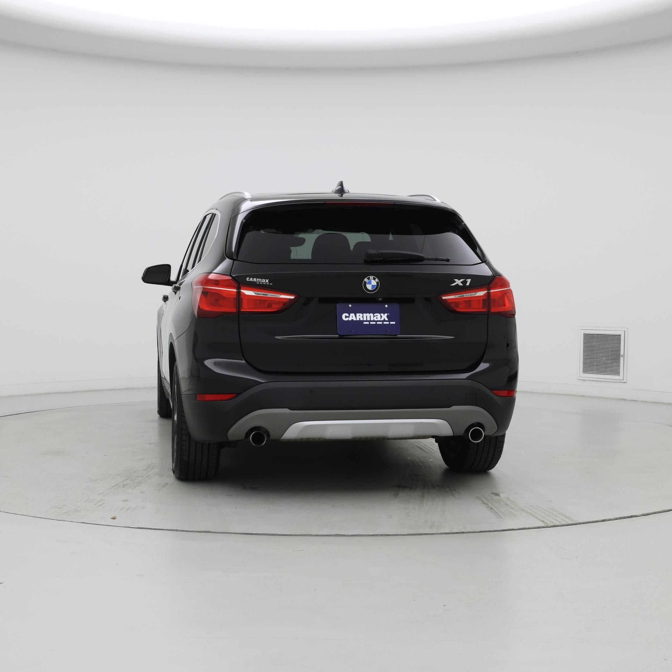 Thumbnail: 2017 BMW X1 - 6