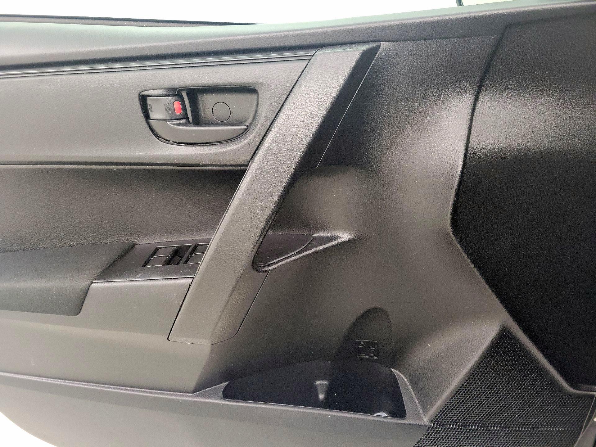 Thumbnail: 2019 Toyota Corolla - 12