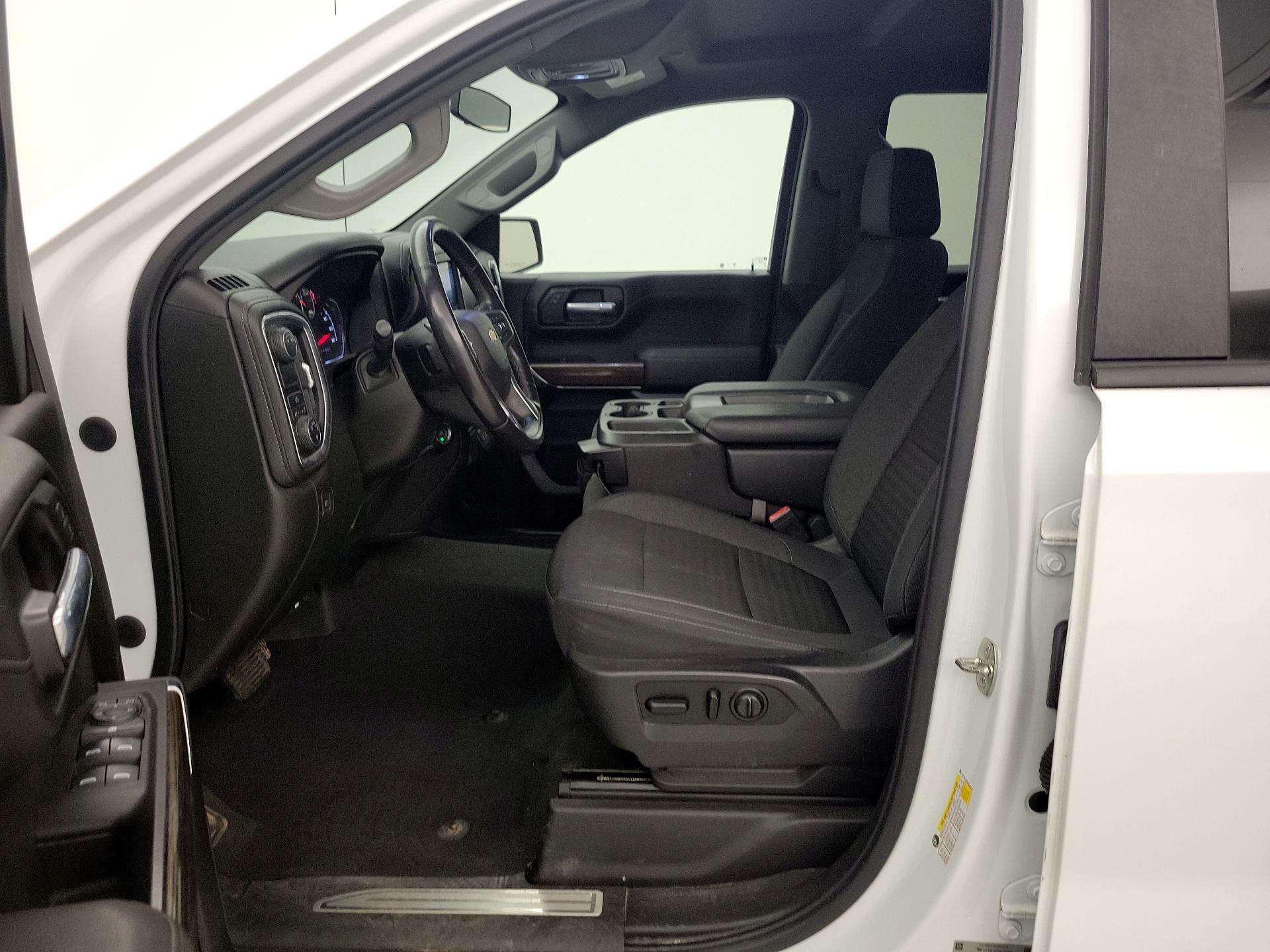 Thumbnail: 2021 Chevrolet Silverado 1500 - 11