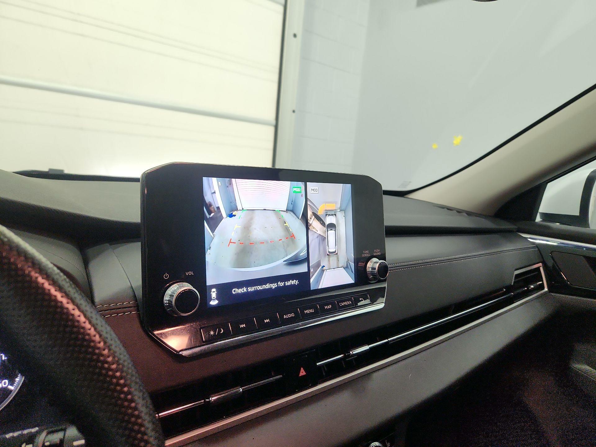 Thumbnail: 2022 Mitsubishi Outlander - 15