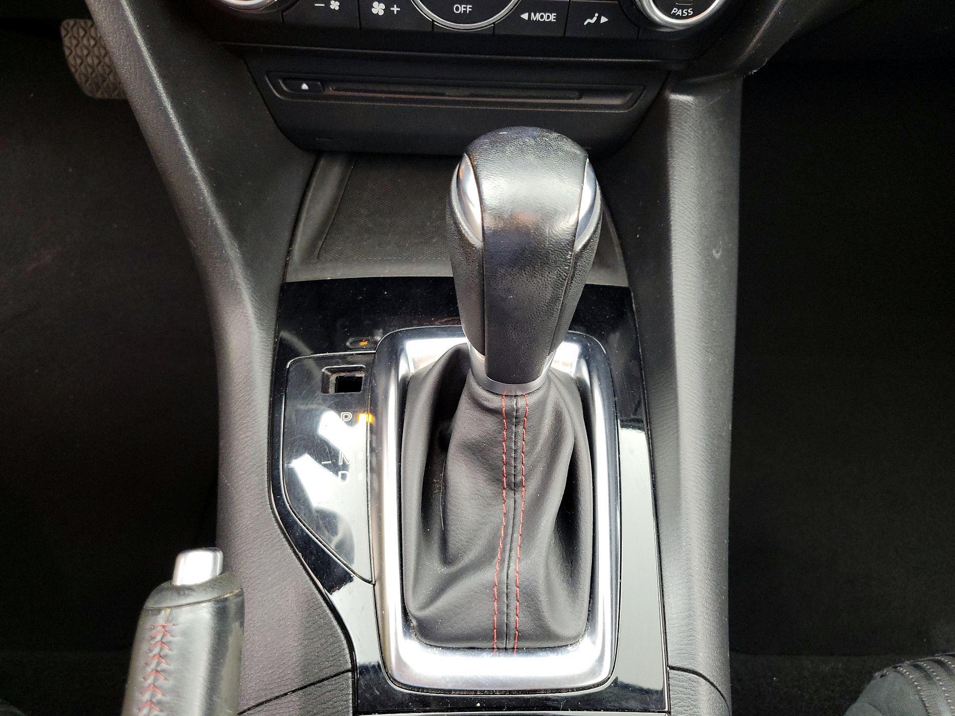 Thumbnail: 2014 Mazda Mazda3 - 17