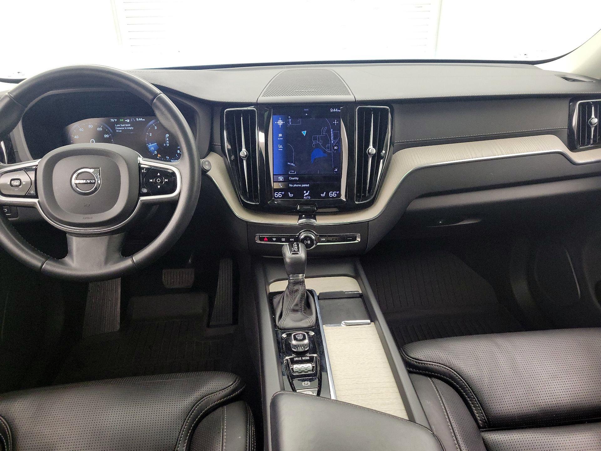 Thumbnail: 2021 Volvo XC60 - 9