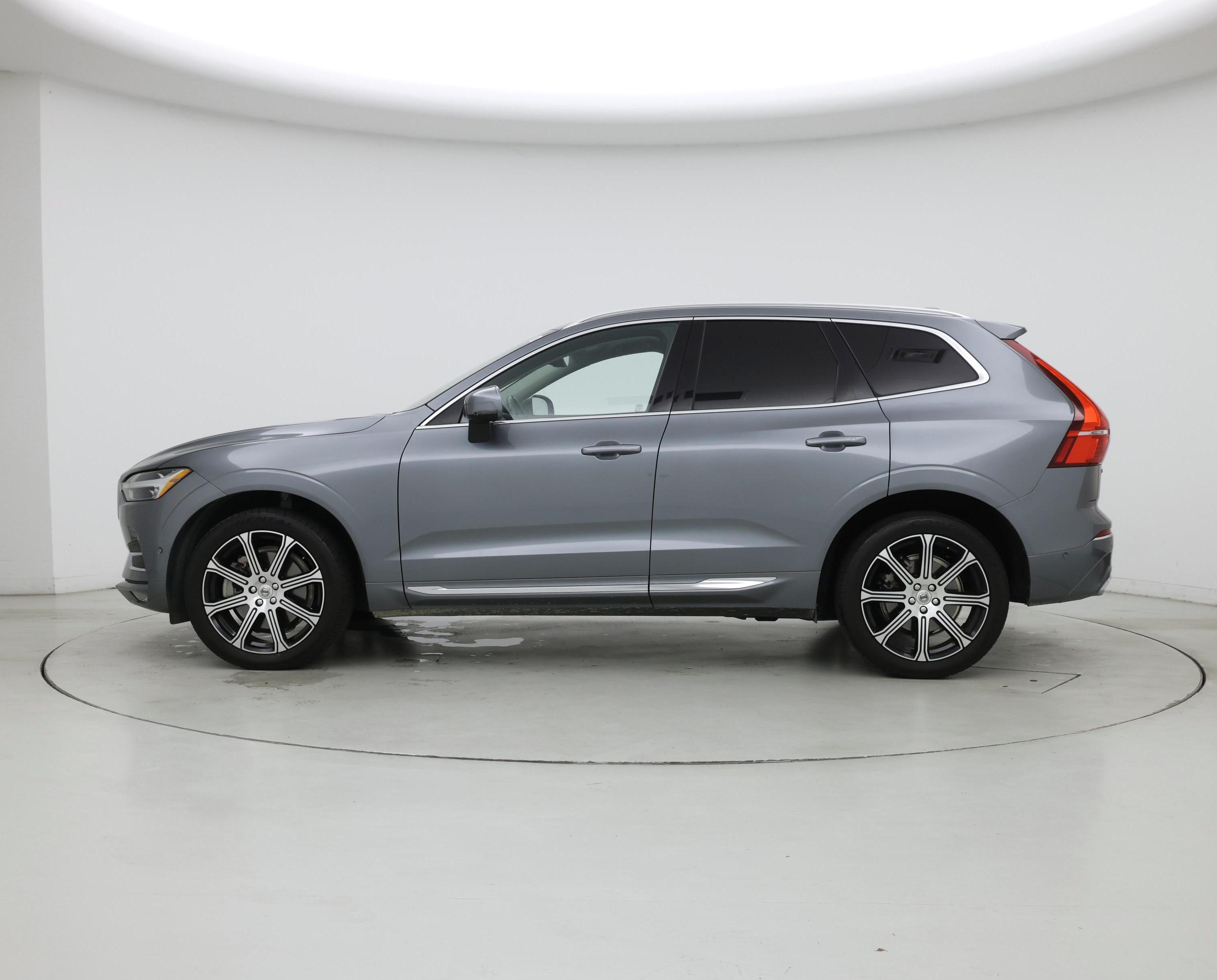 Thumbnail: 2021 Volvo XC60 - 3