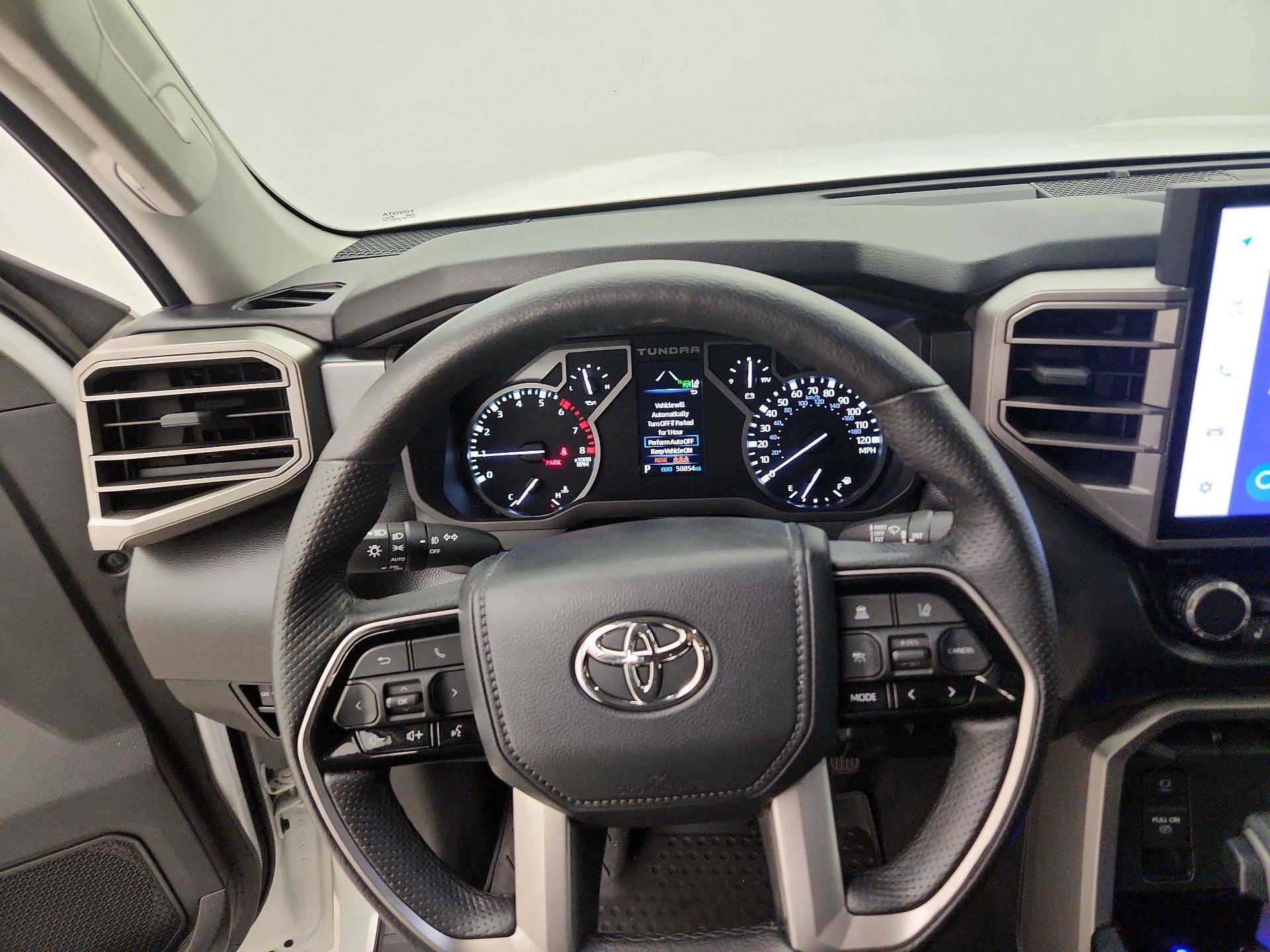 Thumbnail: 2022 Toyota Tundra - 10