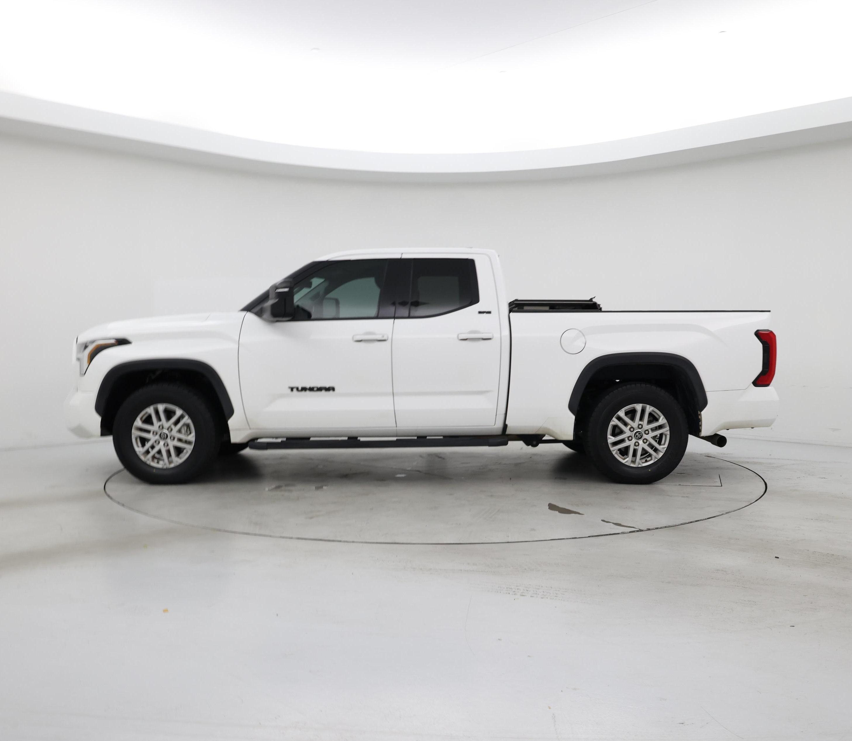 Thumbnail: 2022 Toyota Tundra - 3