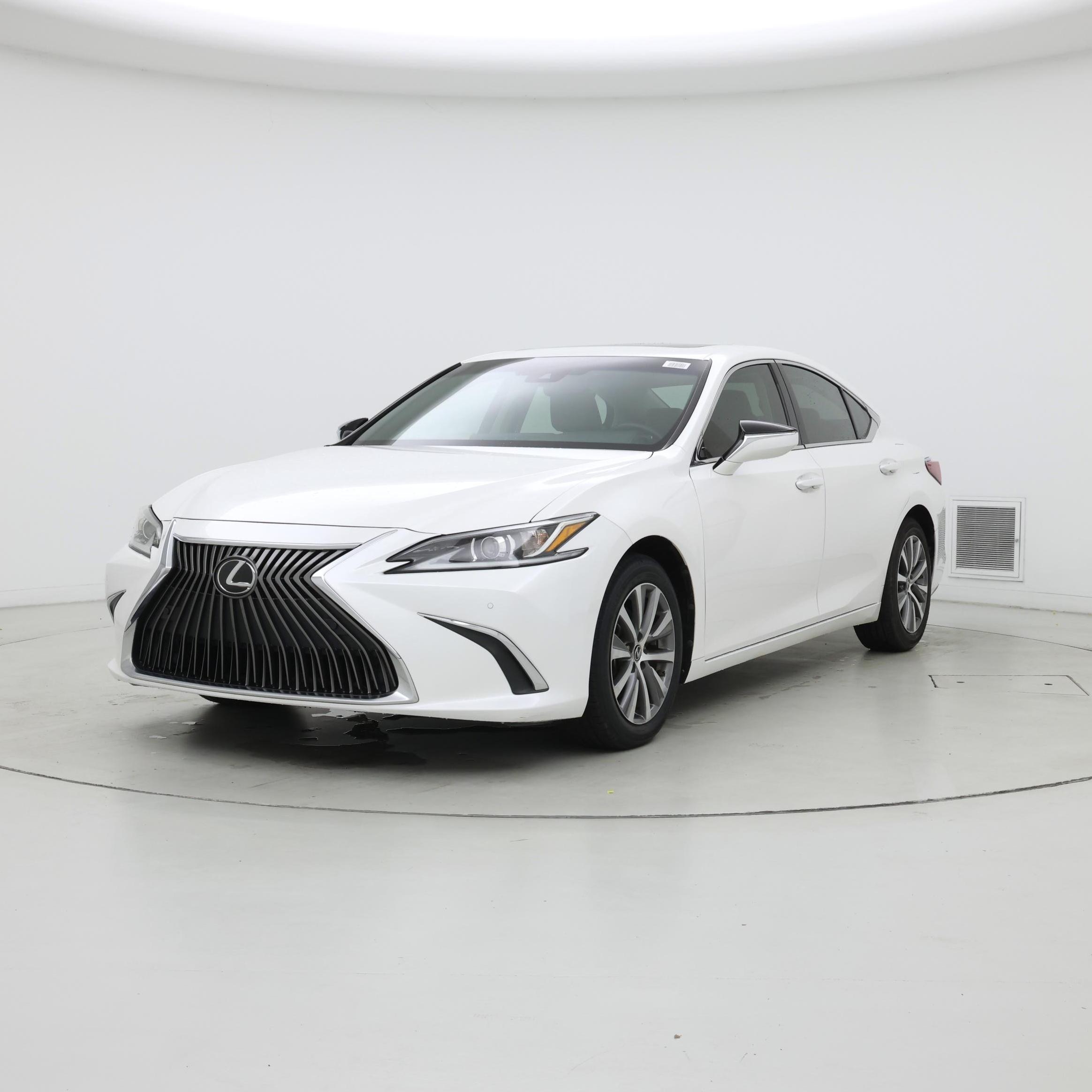 Thumbnail: 2019 Lexus ES - 4