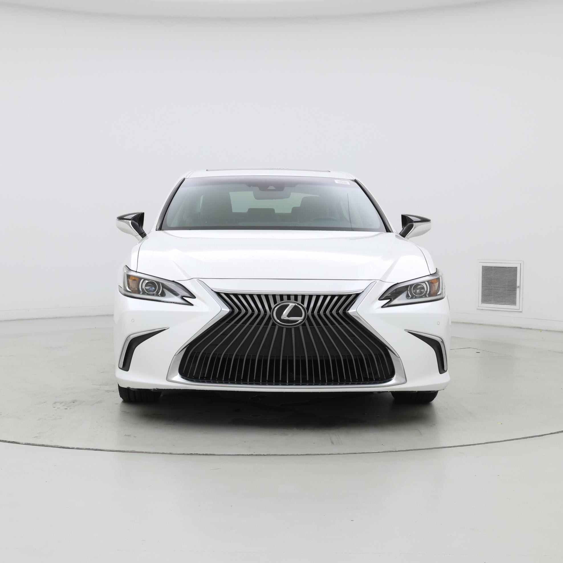 Thumbnail: 2019 Lexus ES - 5