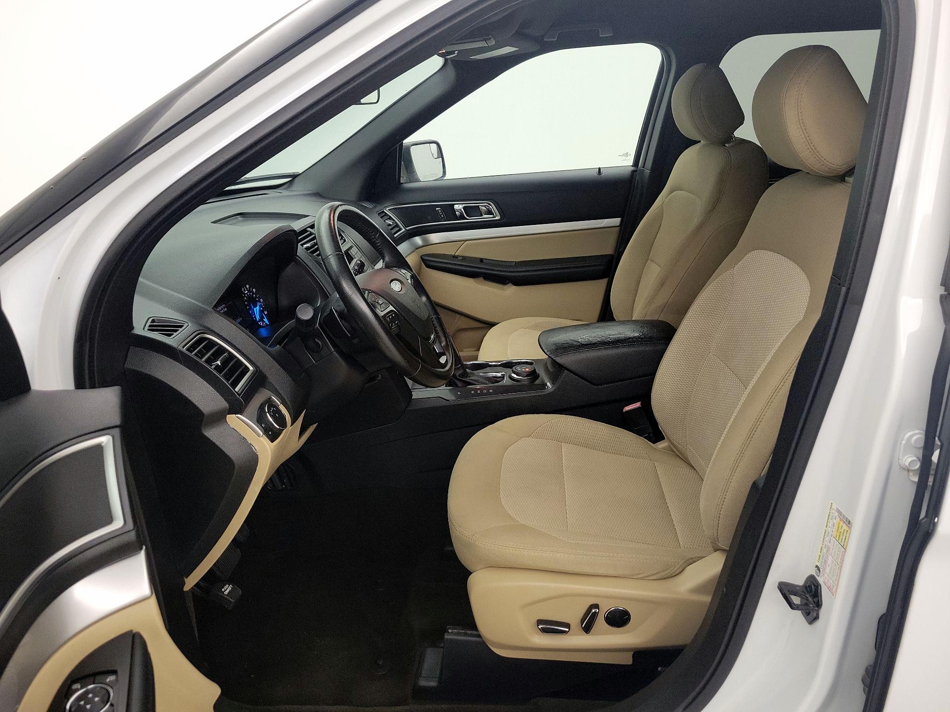 Thumbnail: 2017 Ford Explorer - 11