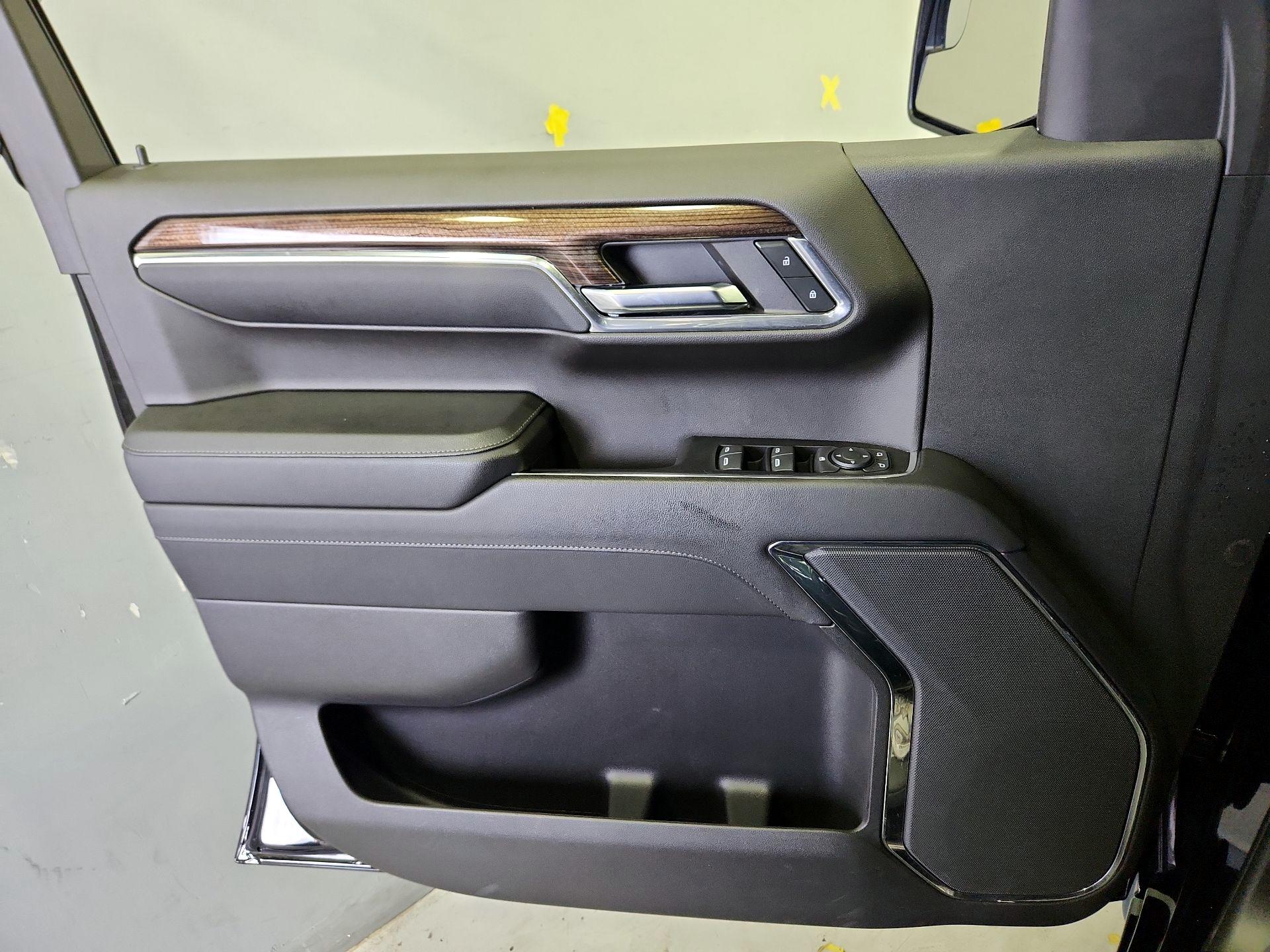 Thumbnail: 2023 Chevrolet Silverado 1500 - 12