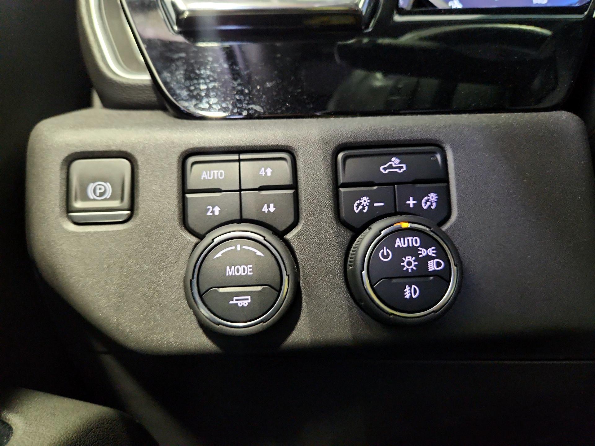 Thumbnail: 2023 Chevrolet Silverado 1500 - 13