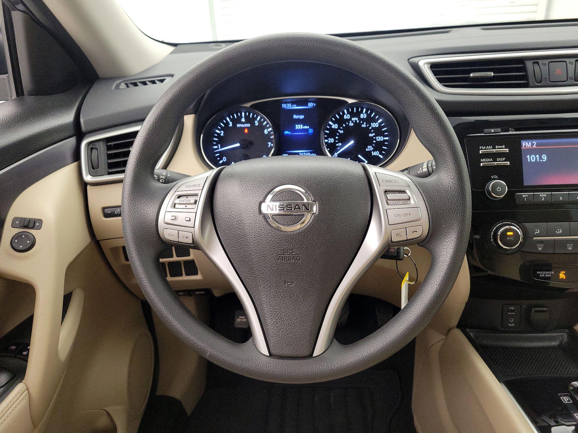 Thumbnail: 2016 Nissan Rogue - 10