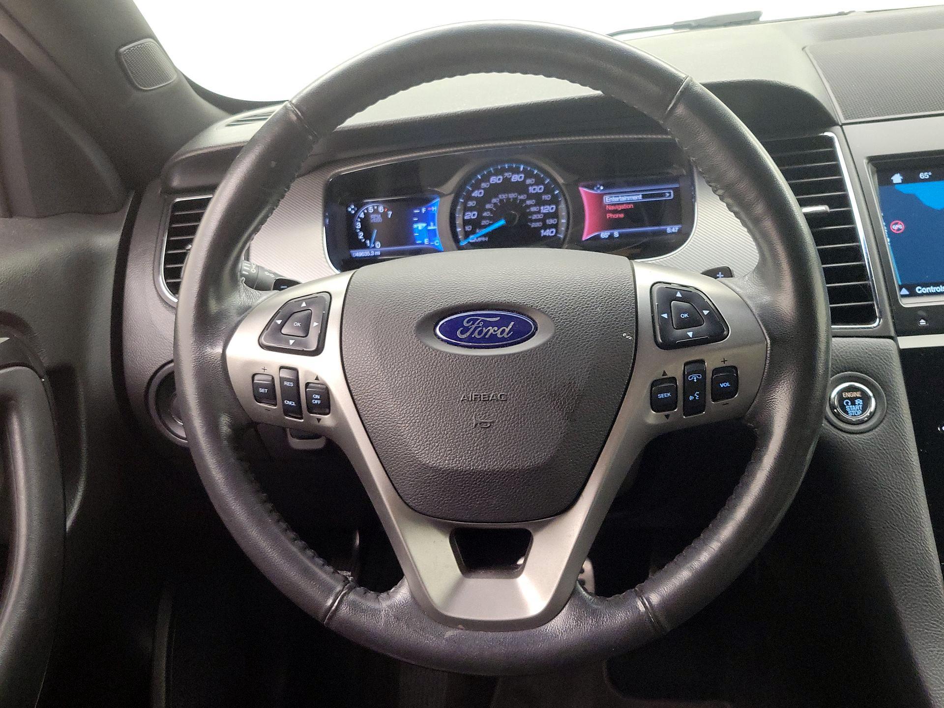 Thumbnail: 2016 Ford Taurus - 10