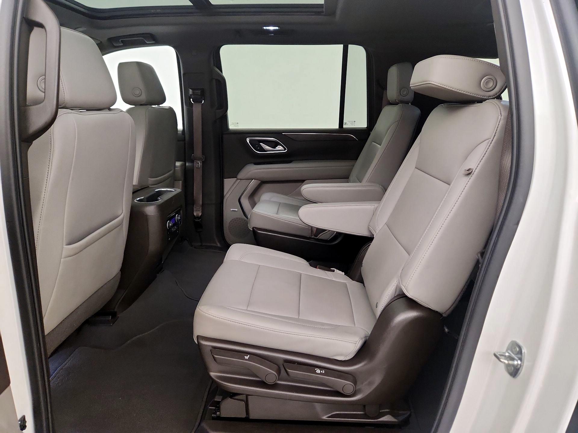 Thumbnail: 2022 Chevrolet Suburban - 20
