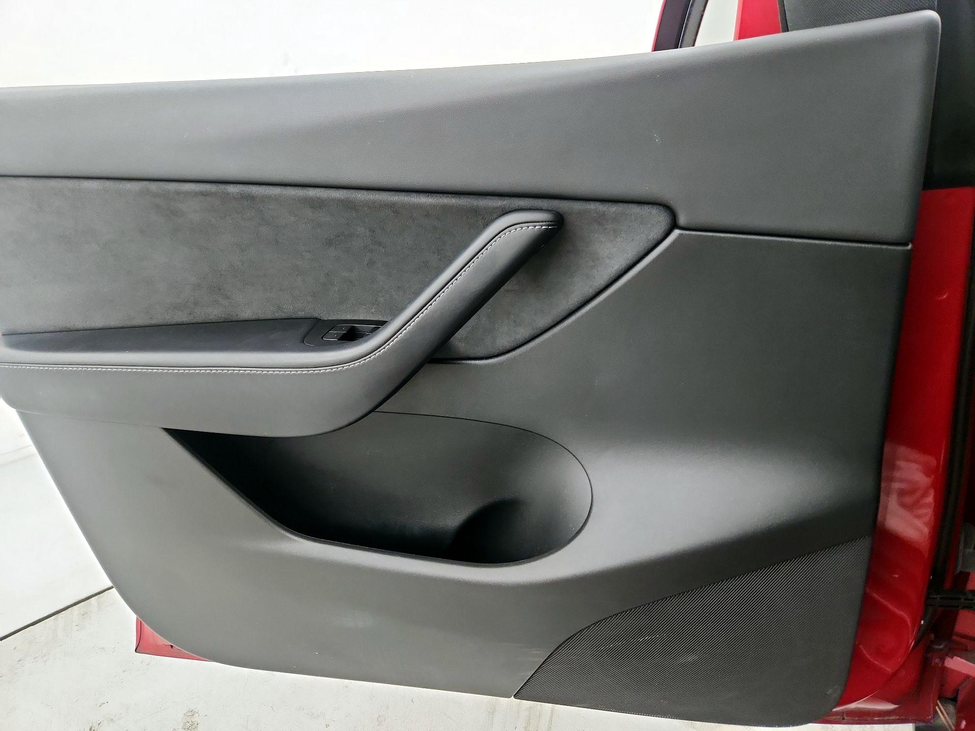 Thumbnail: 2022 Tesla Model Y - 12