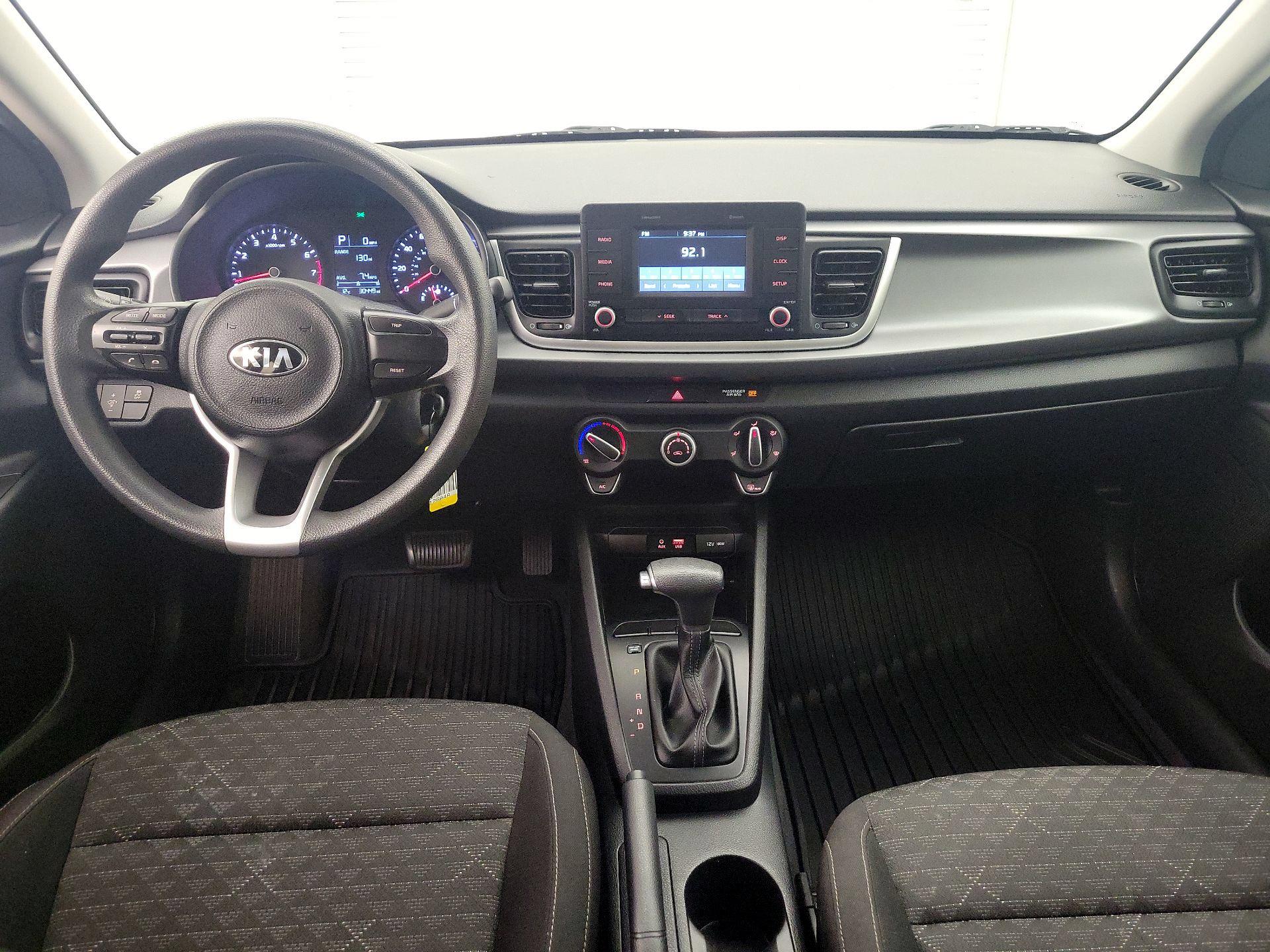 Thumbnail: 2019 Kia Rio - 9
