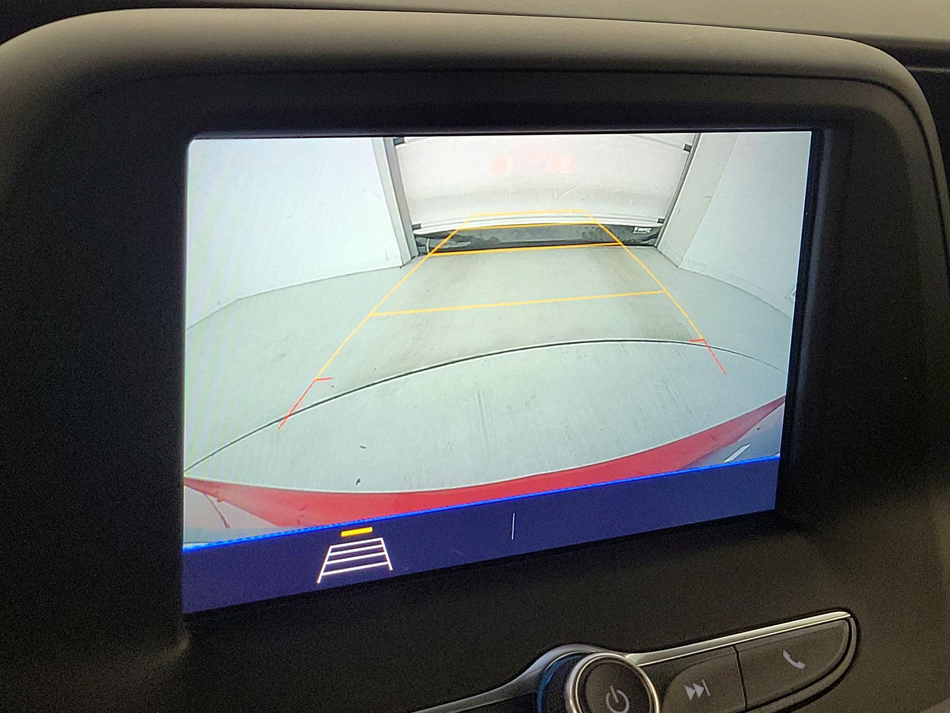 Thumbnail: 2019 Chevrolet Camaro - 14