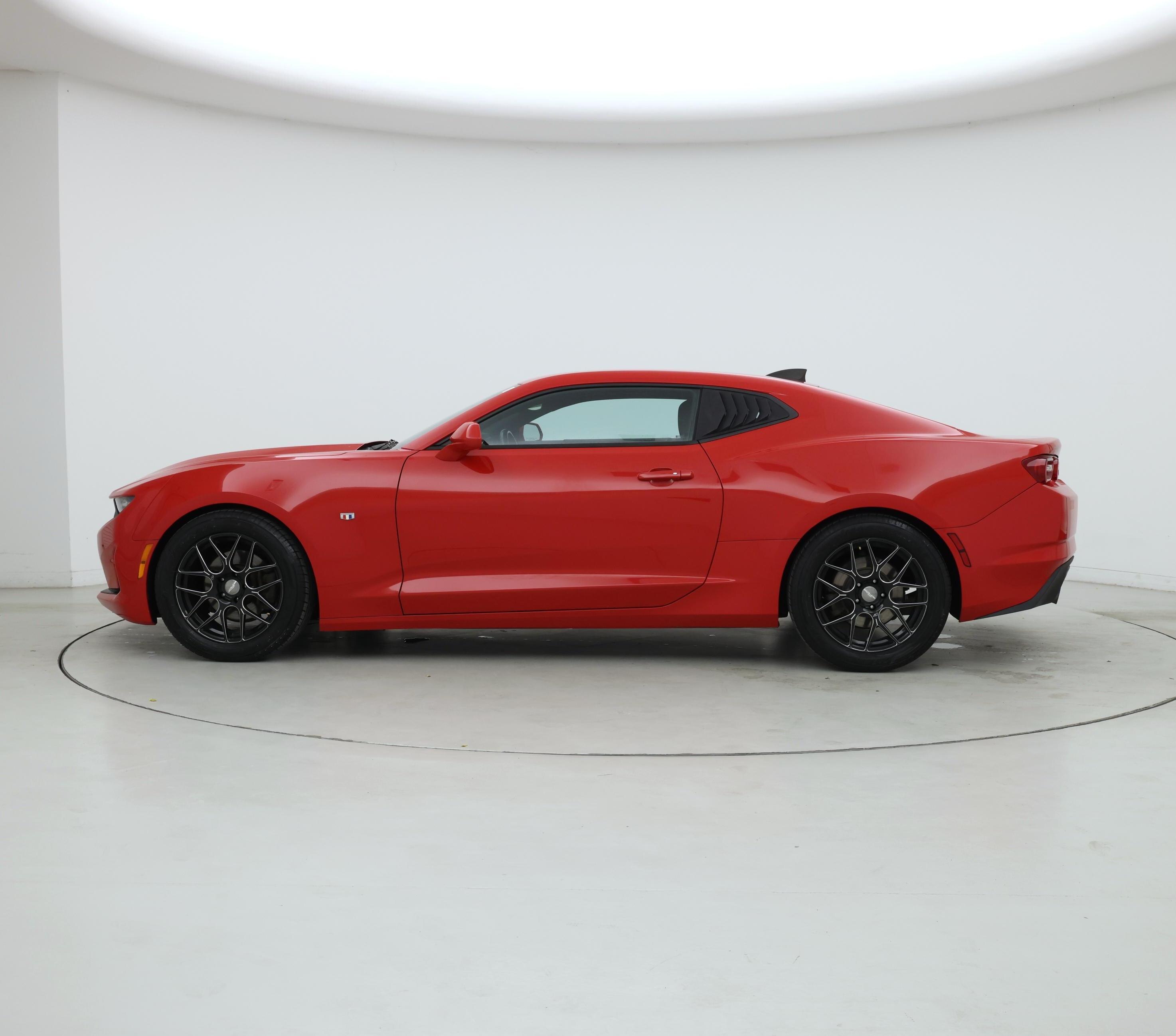 Thumbnail: 2019 Chevrolet Camaro - 3