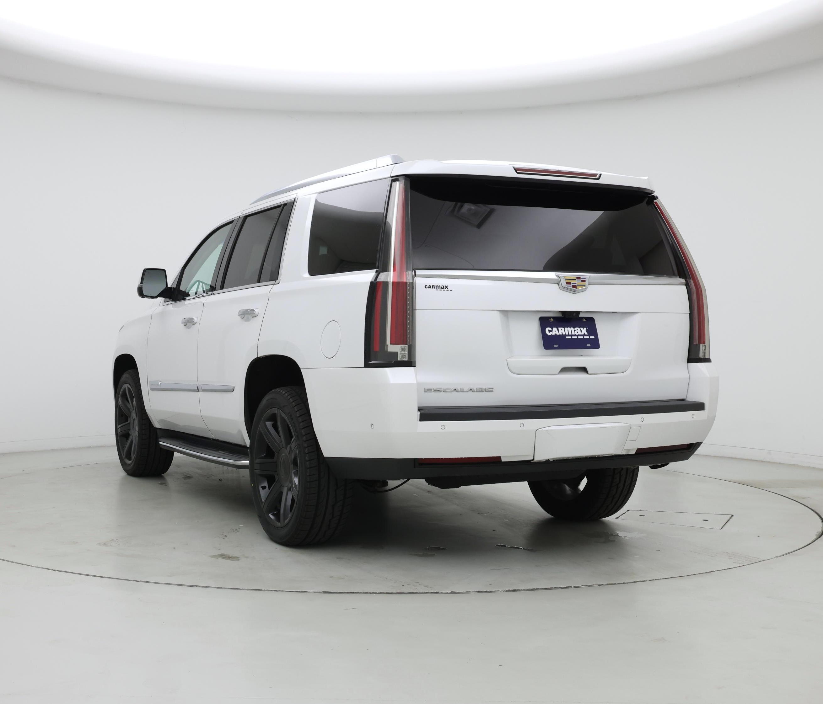 Thumbnail: 2017 Cadillac Escalade - 2