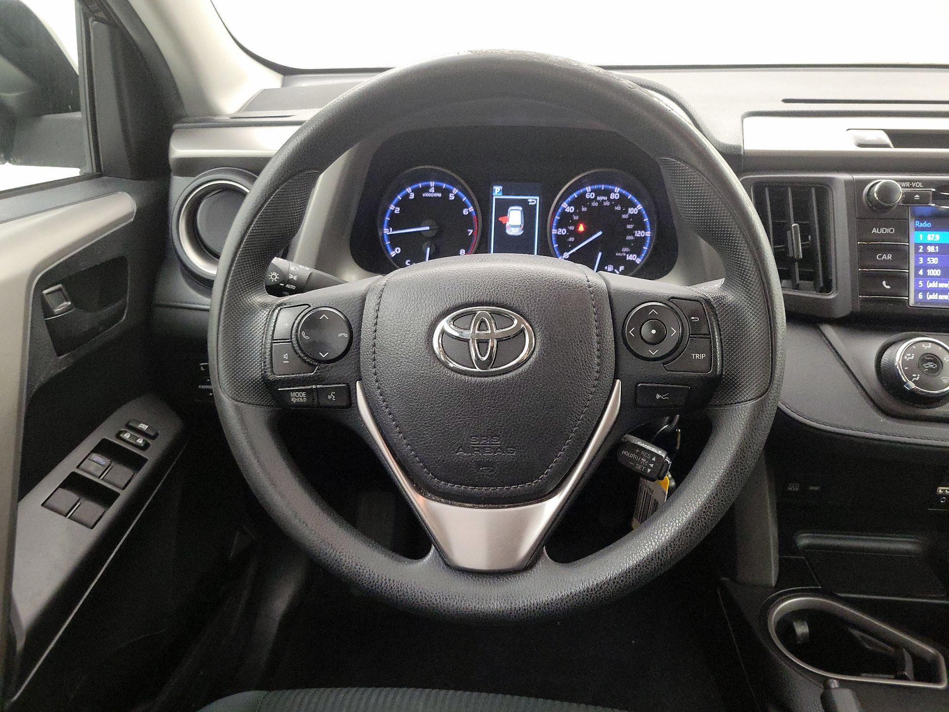 Thumbnail: 2017 Toyota RAV4 - 10
