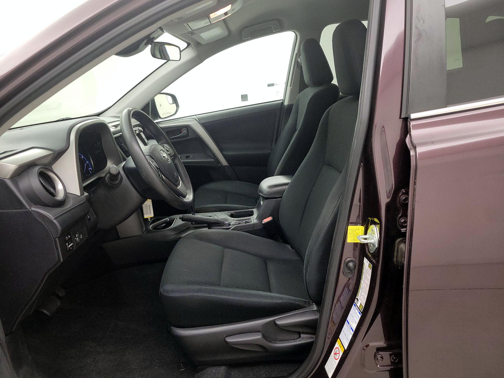 Thumbnail: 2017 Toyota RAV4 - 11