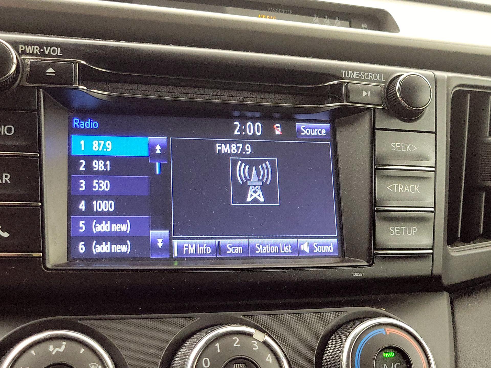 Thumbnail: 2017 Toyota RAV4 - 15